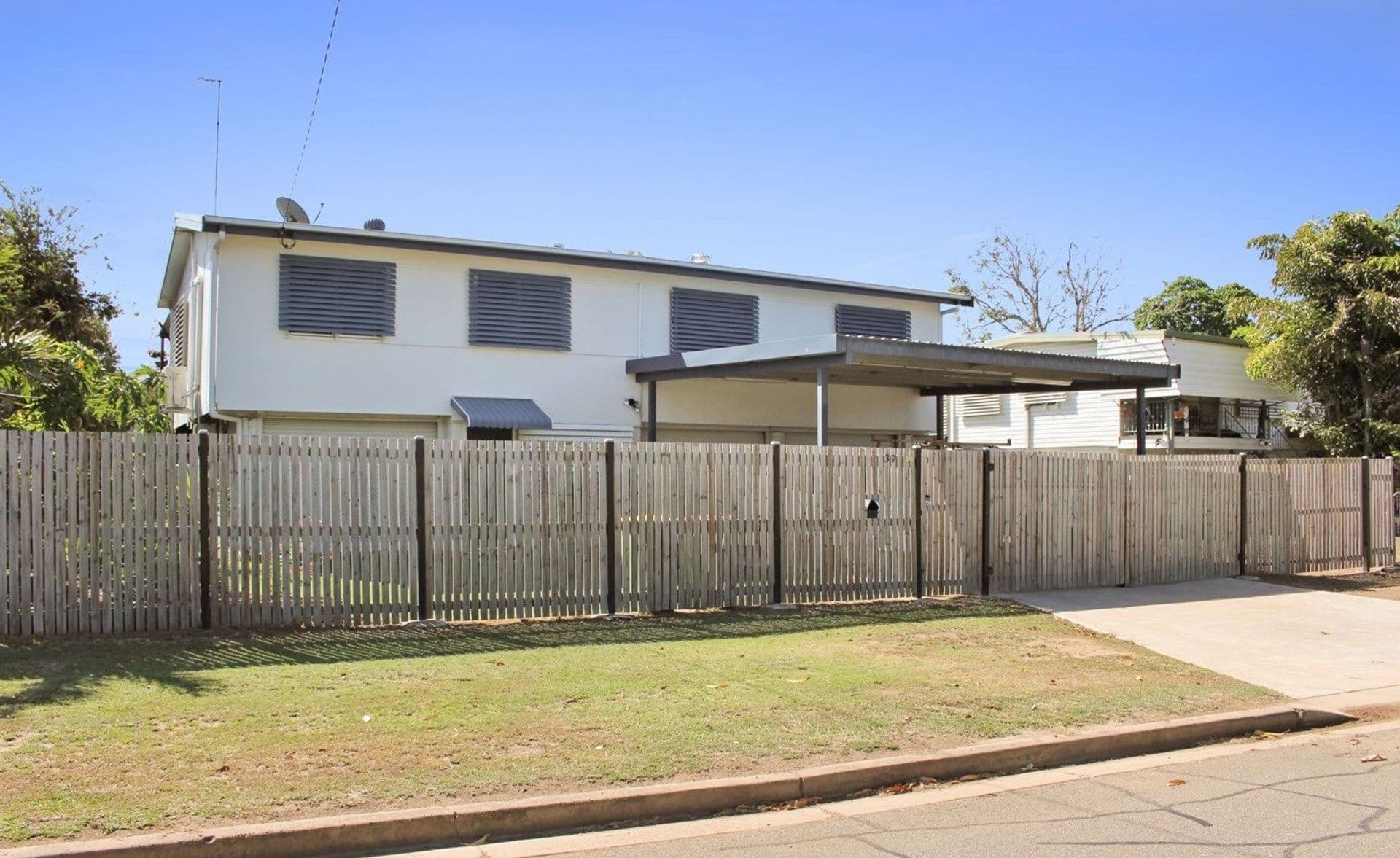 37 COATES STREET, Mount Louisa, QLD, 4814, Mount Louisa - Image 1