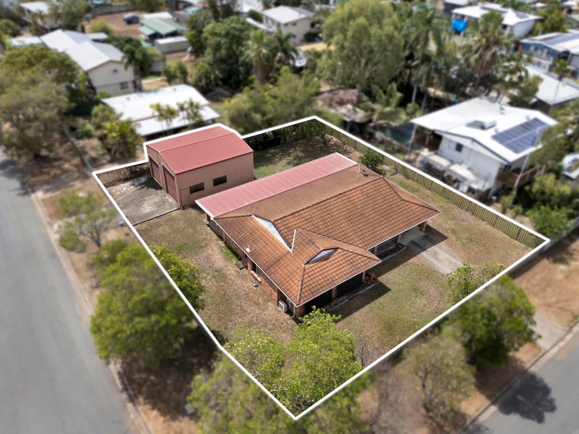 21 CATHERINE CRESCENT, Kelso, QLD, 4815, Kelso - Thumbnail 5