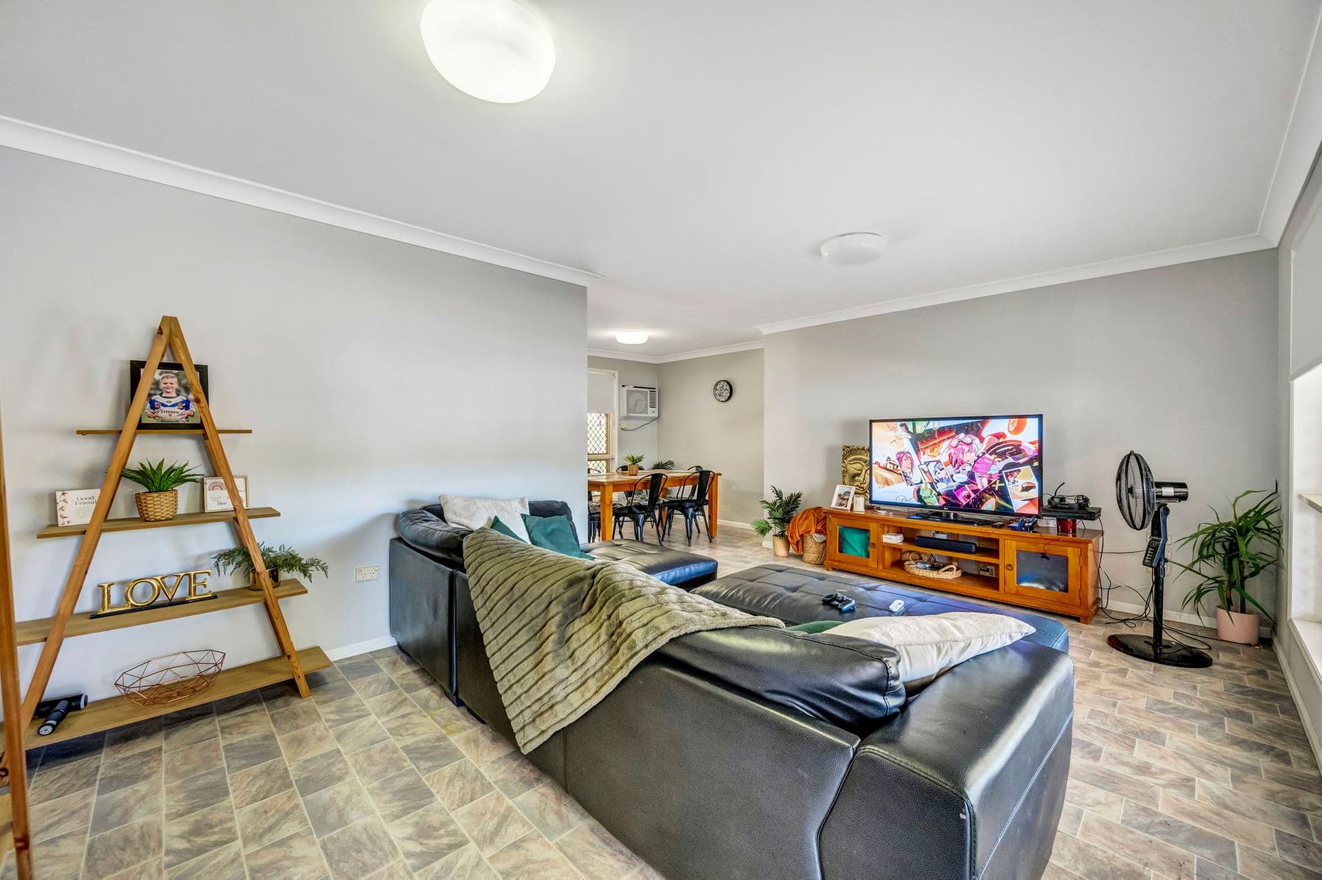 21 CATHERINE CRESCENT, Kelso, QLD, 4815, Kelso - Thumbnail 7