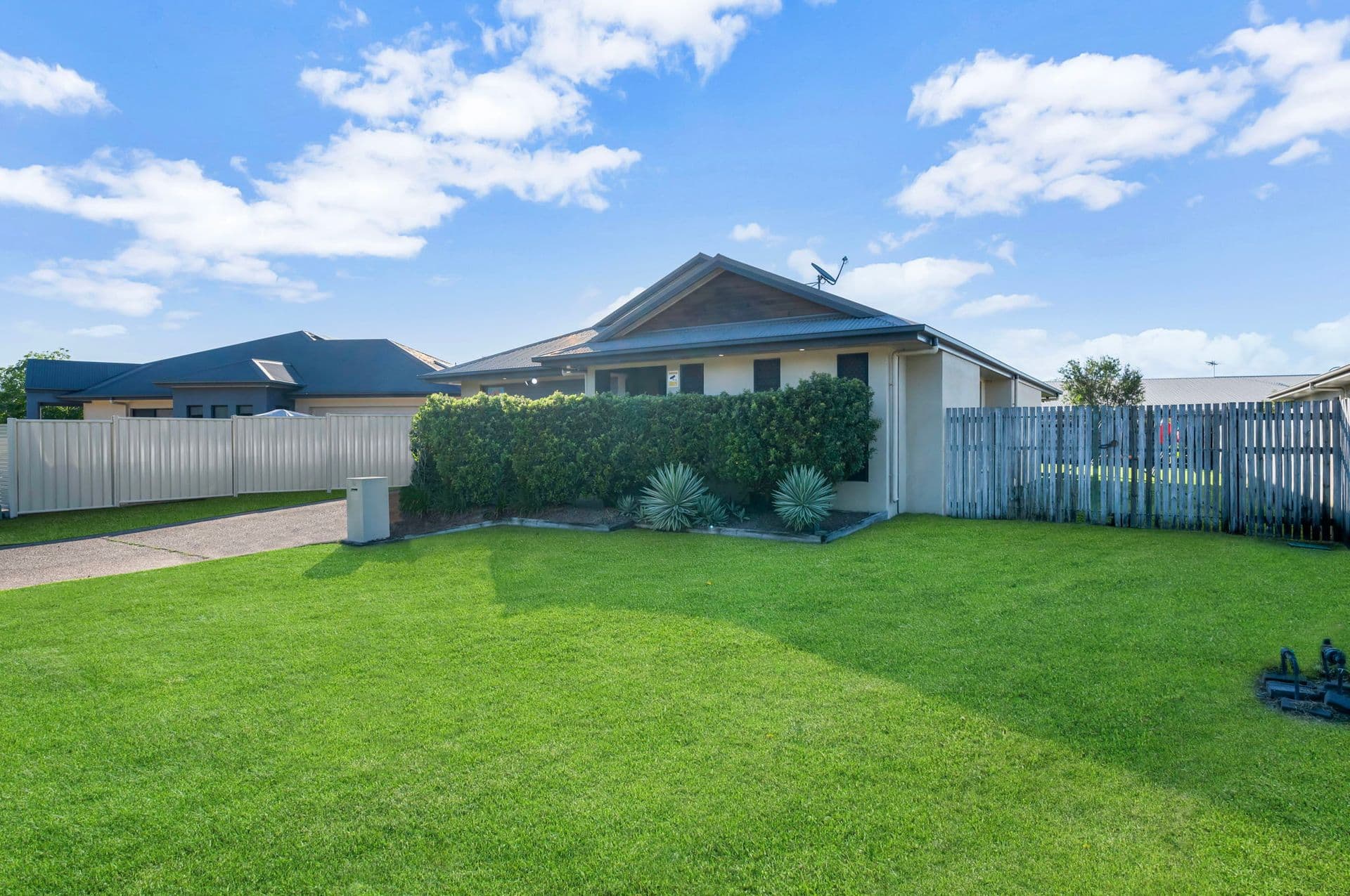 46 LADY MUSGRAVE CIRCUIT, Burdell, QLD, 4818, Burdell - Thumbnail 2