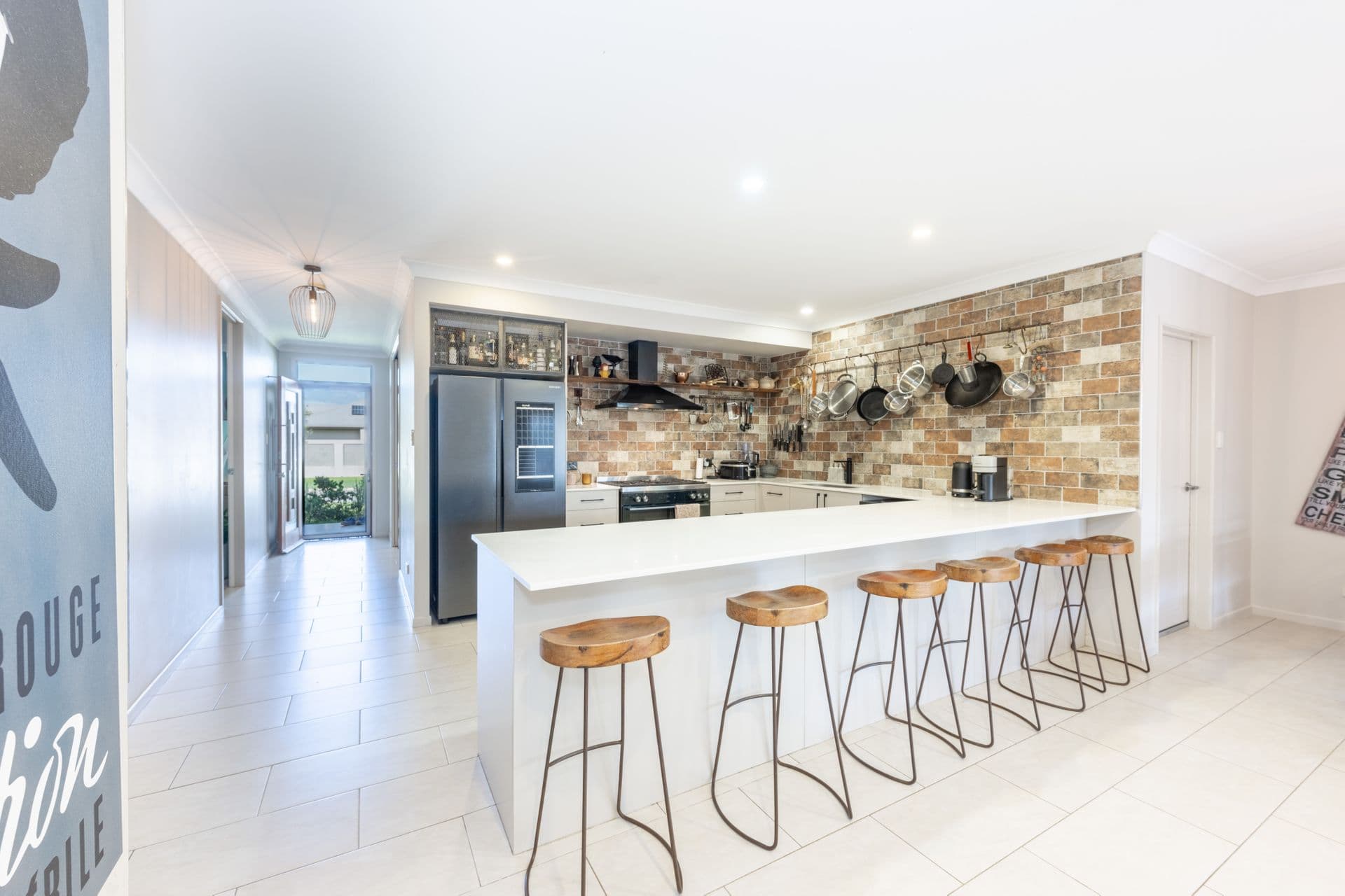 50 Dampier Crescent, Burdell, QLD, 4818, Burdell - Thumbnail 2