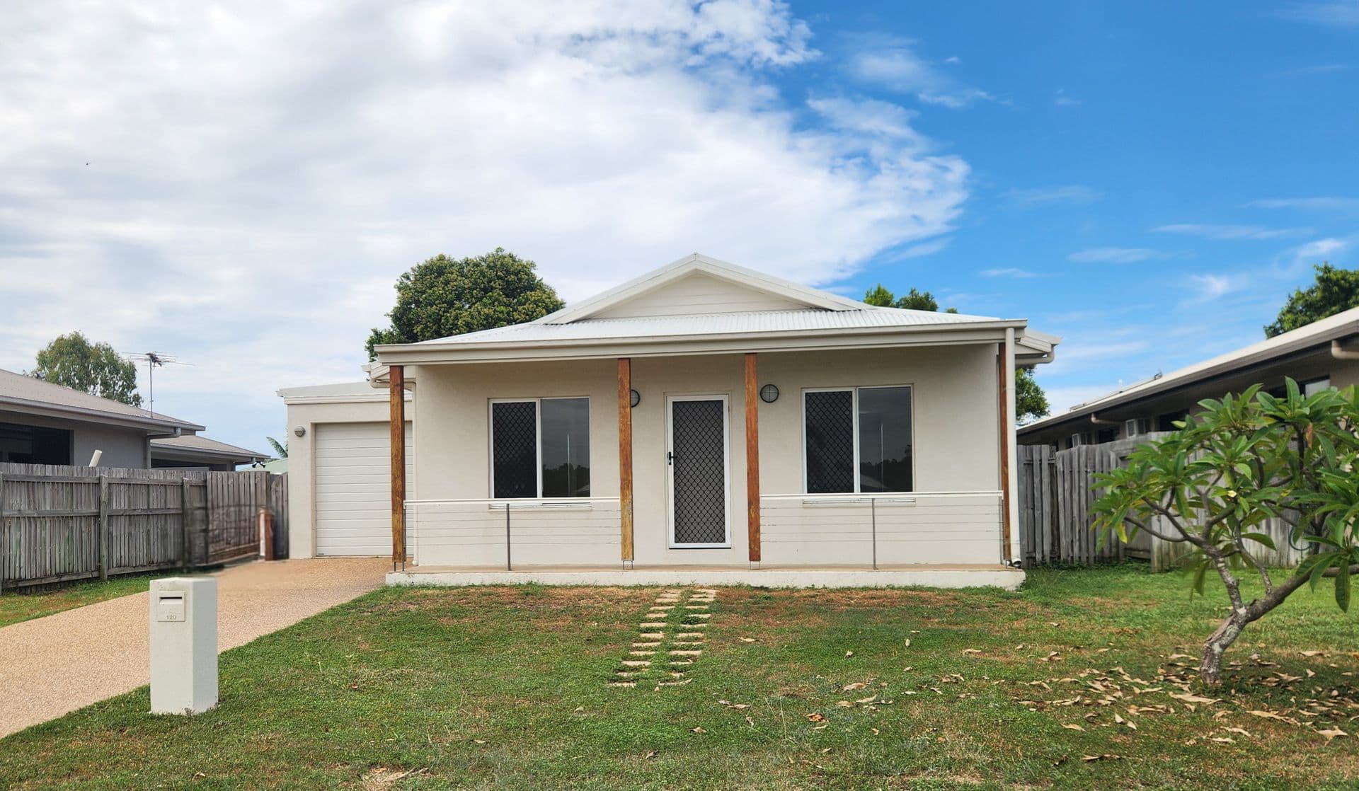 120 Daintree Drive, Bushland Beach, QLD, 4818, Bushland Beach - Image 1