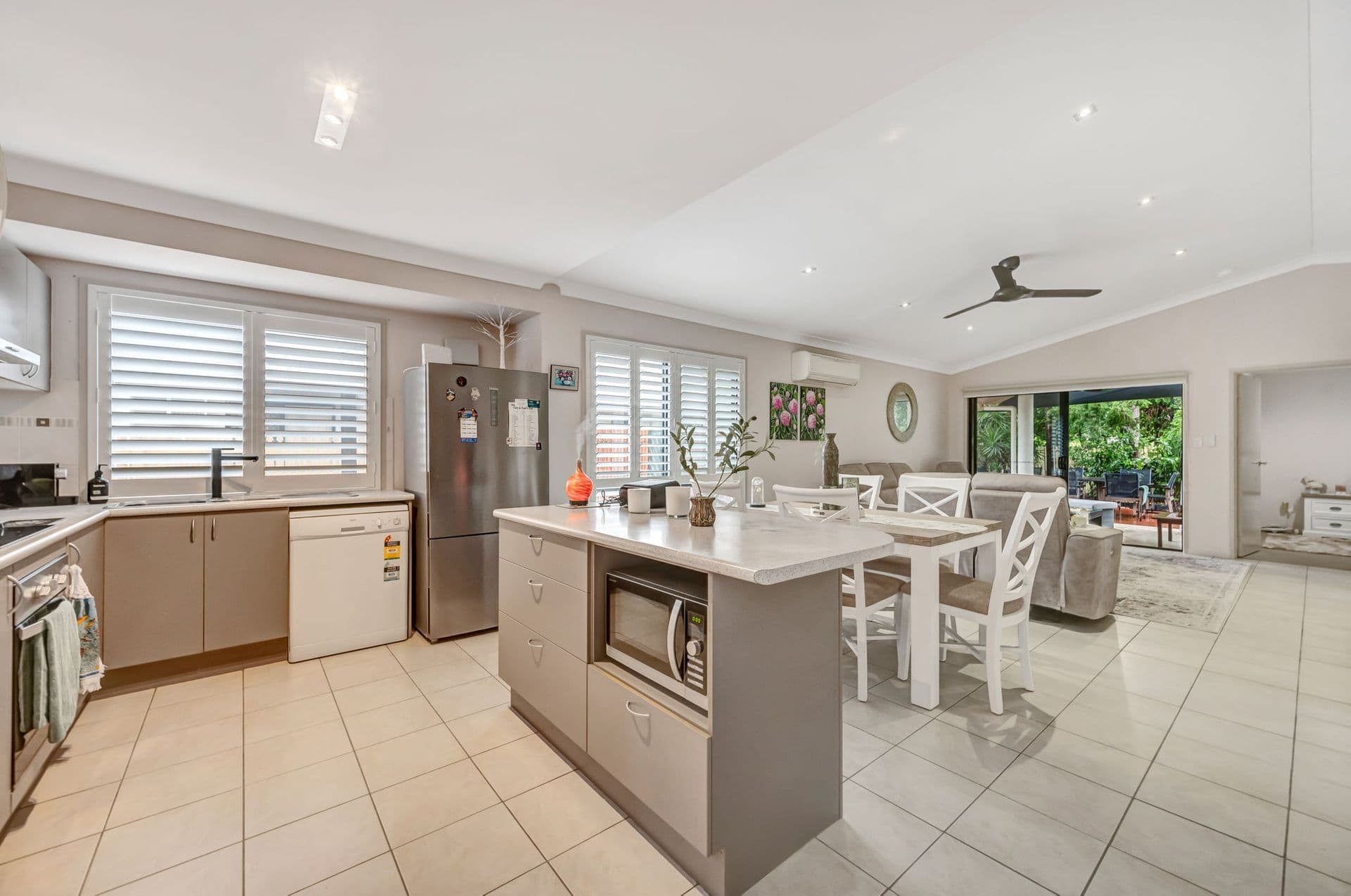 24 Limerick Way, Mount Low, QLD, 4818, Mount Low - Thumbnail 7