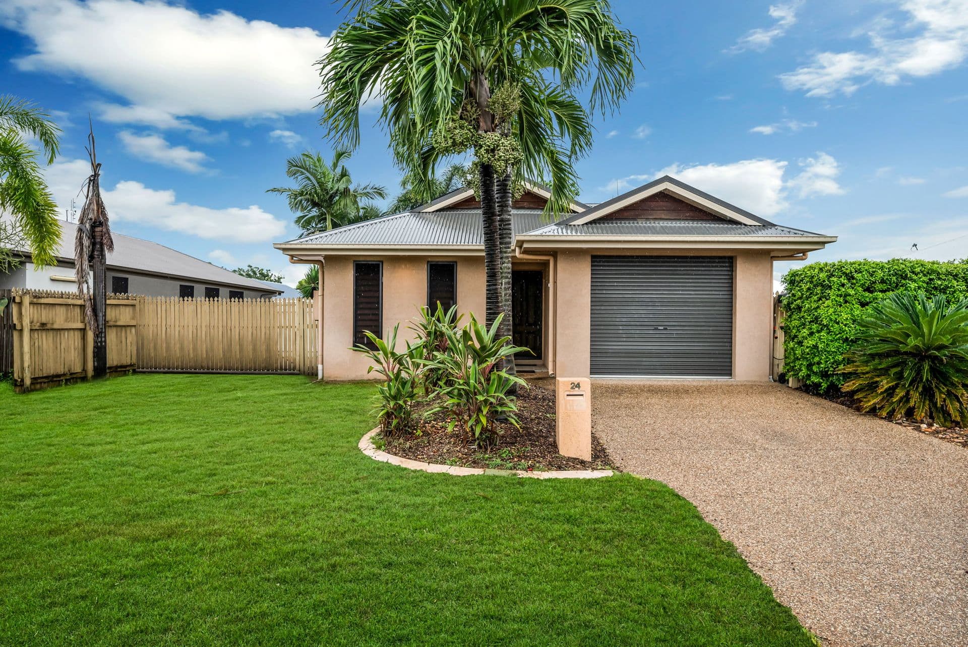 24 Limerick Way, Mount Low, QLD, 4818, Mount Low - Thumbnail 4