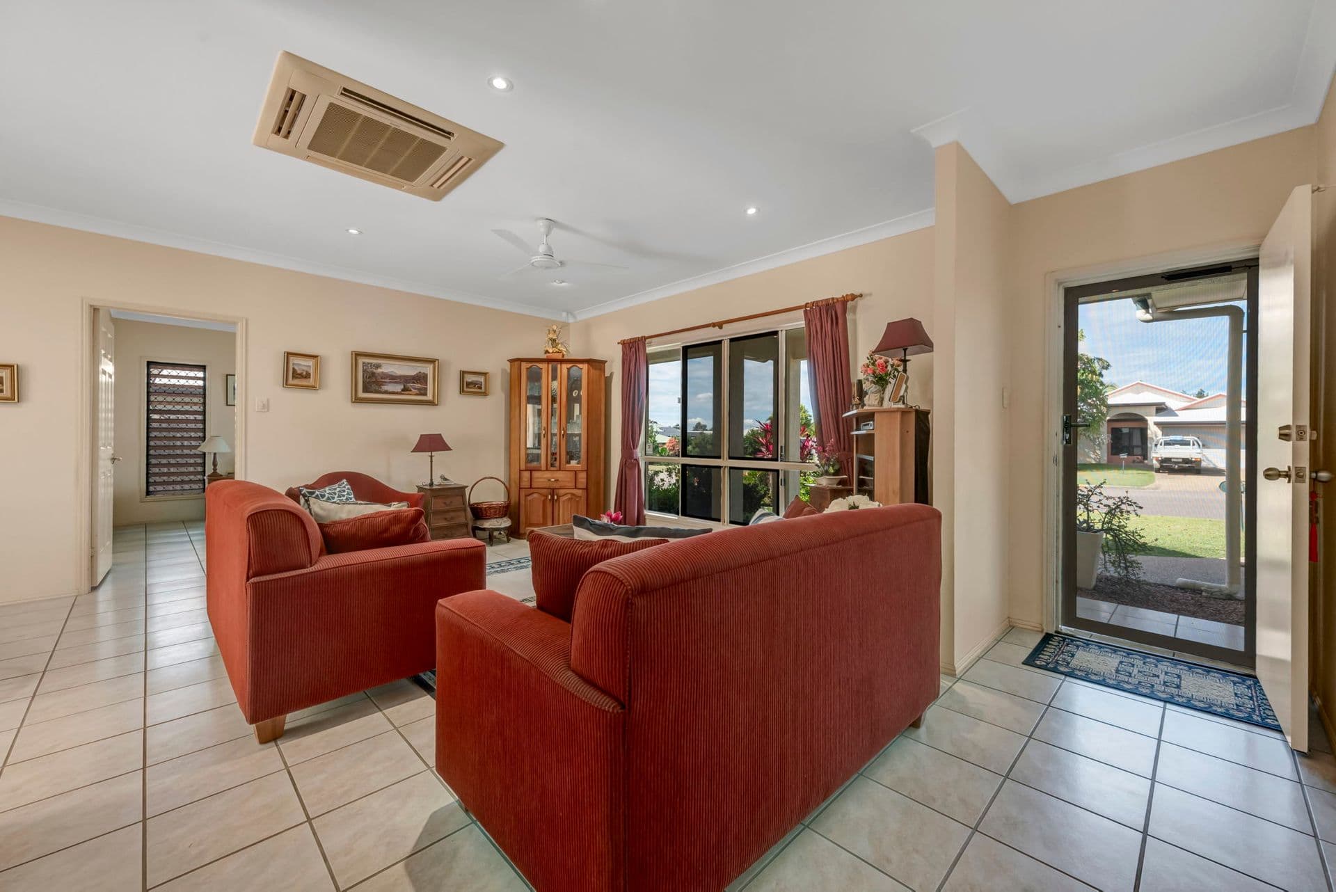 22 Goicoechea Drive, Bushland Beach, QLD, 4818, Bushland Beach - Thumbnail 5