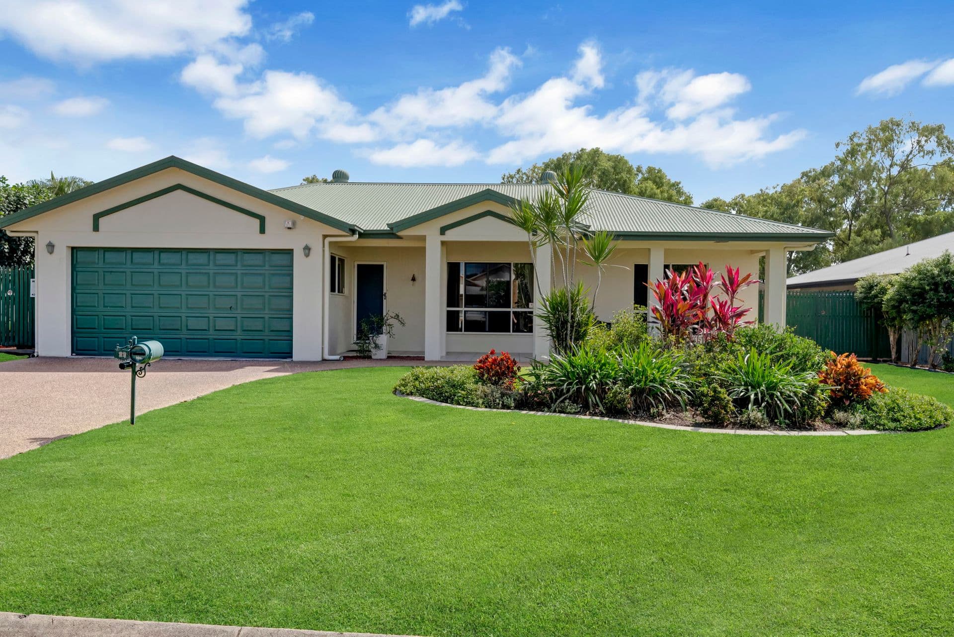 22 Goicoechea Drive, Bushland Beach, QLD, 4818, Bushland Beach - Image 1