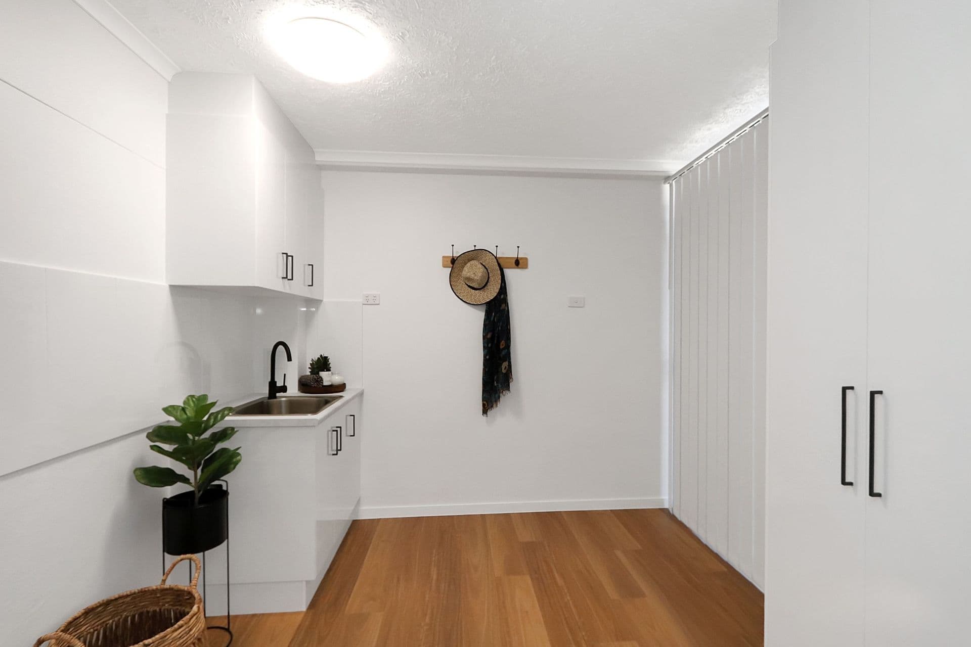 4/42 Philp Street, Hermit Park, QLD, 4812, Hermit Park - Thumbnail 5