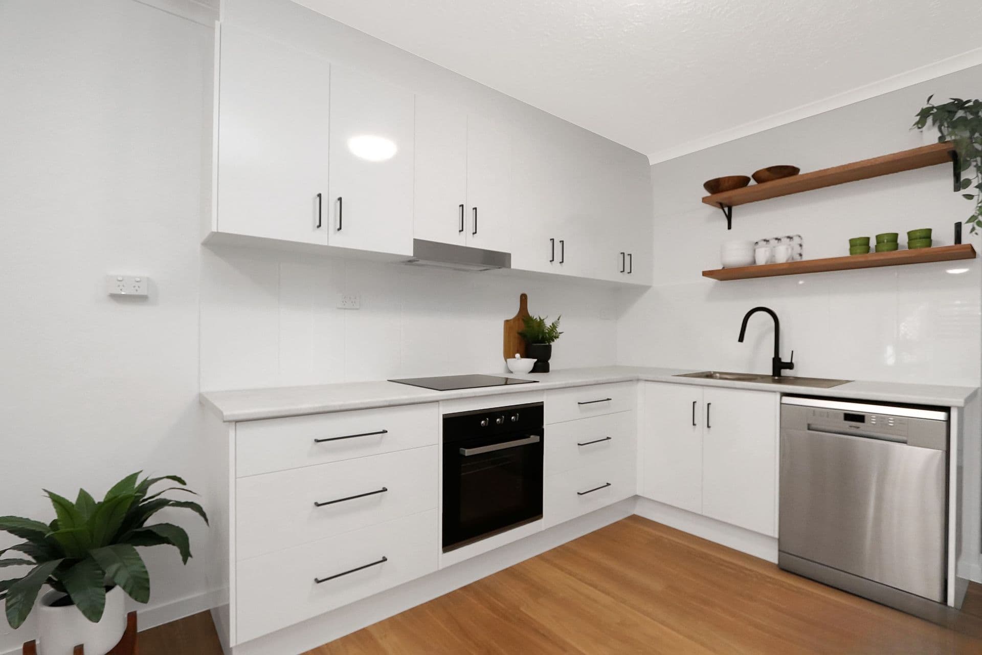 4/42 Philp Street, Hermit Park, QLD, 4812, Hermit Park - Thumbnail 4
