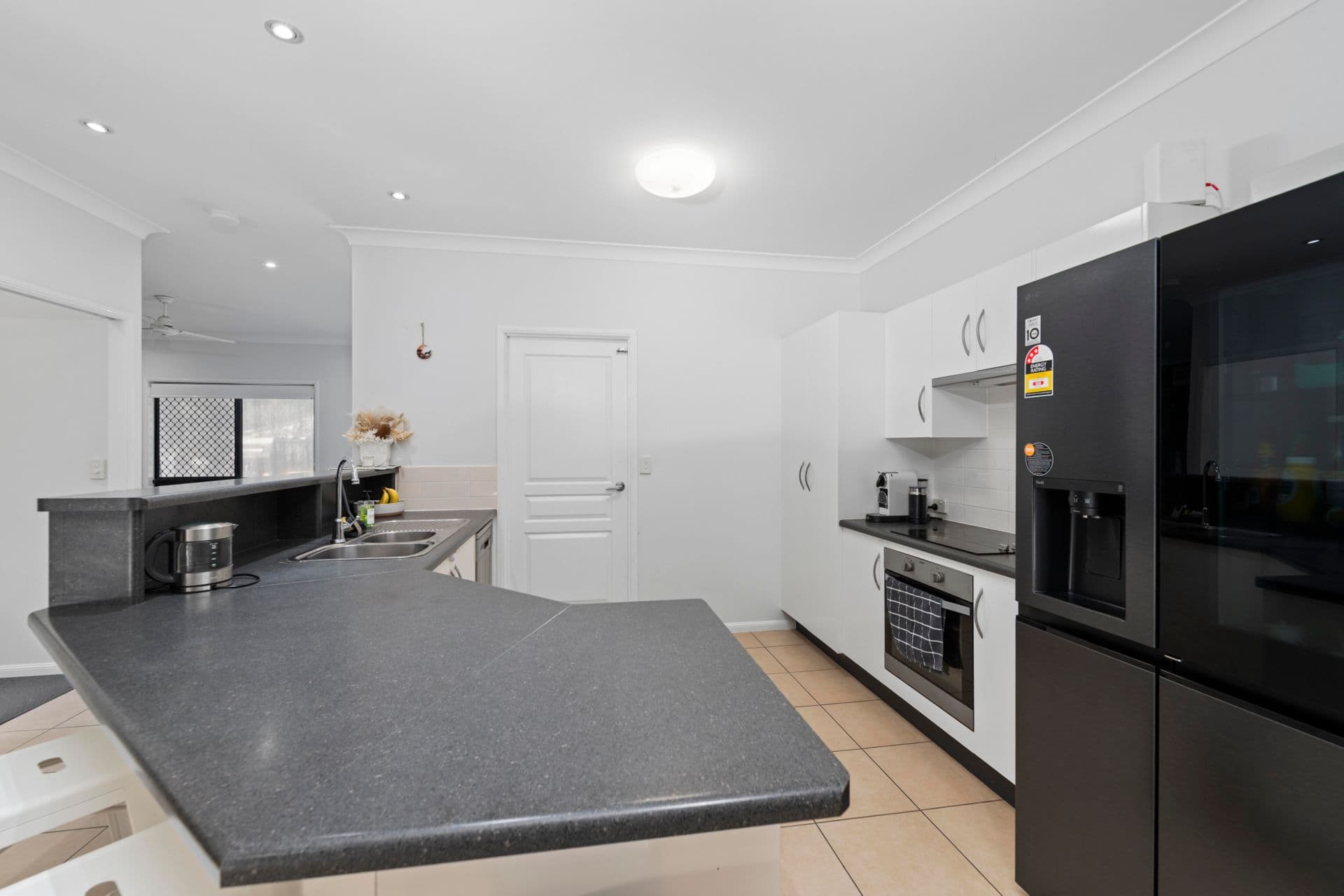 37 Eshelby Street, Bushland Beach, QLD, 4818, Bushland Beach - Thumbnail 6