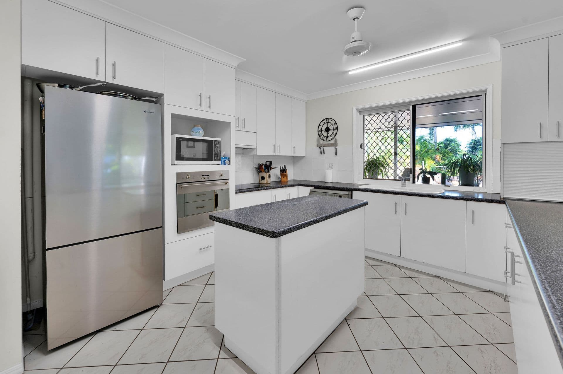 46 Rangewood Drive, Rangewood, QLD, 4817, Rangewood - Thumbnail 8
