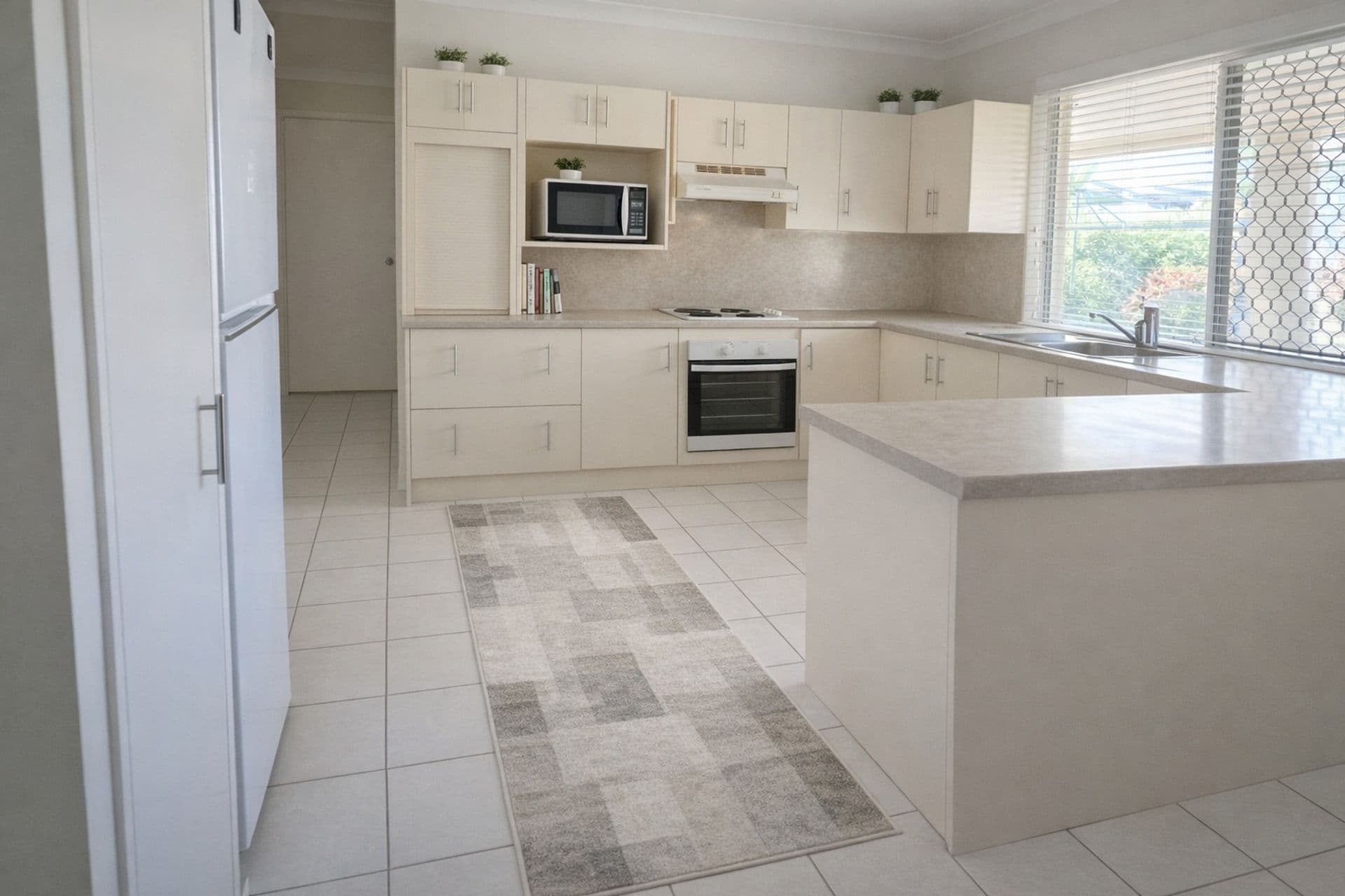 6 Willseal Court, Mount Louisa, QLD, 4814, Mount Louisa - Image 1