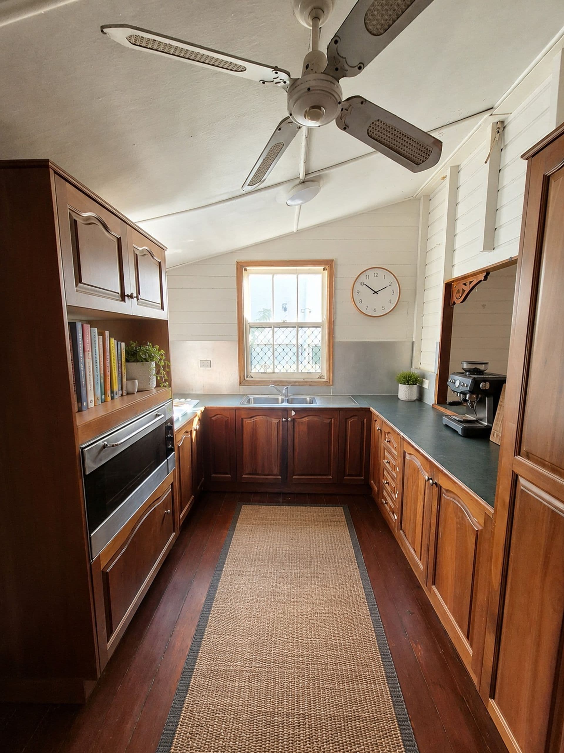 14 Cowley Street, West End, QLD, 4810, West End - Thumbnail 4