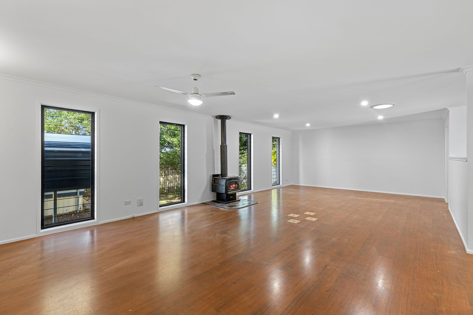 6 Duke Court, Cooloola Cove, QLD, 4580, Cooloola Cove - Thumbnail 2