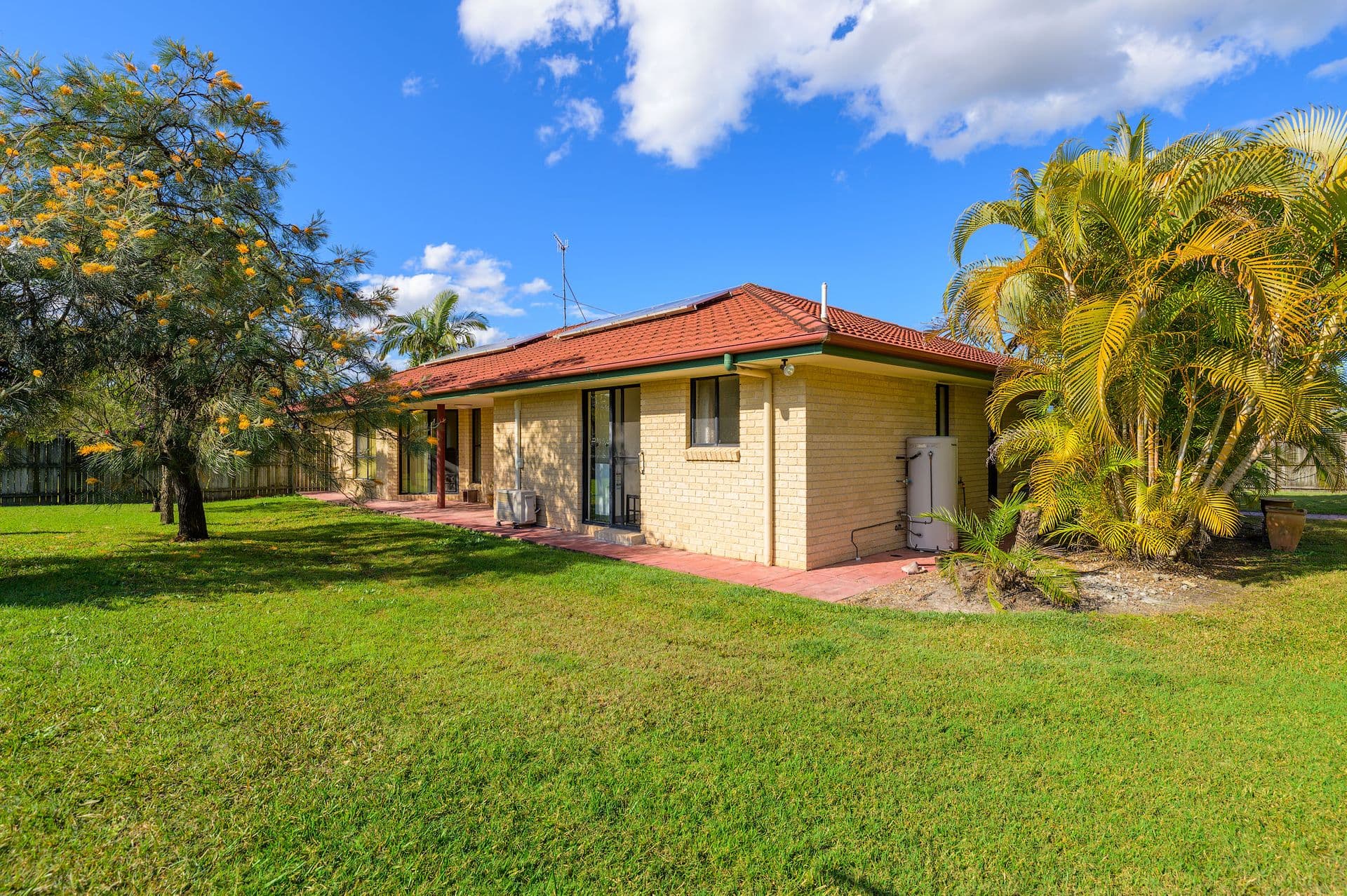 17 Achilles Avenue, Cooloola Cove, QLD, 4580, Cooloola Cove - Thumbnail 4