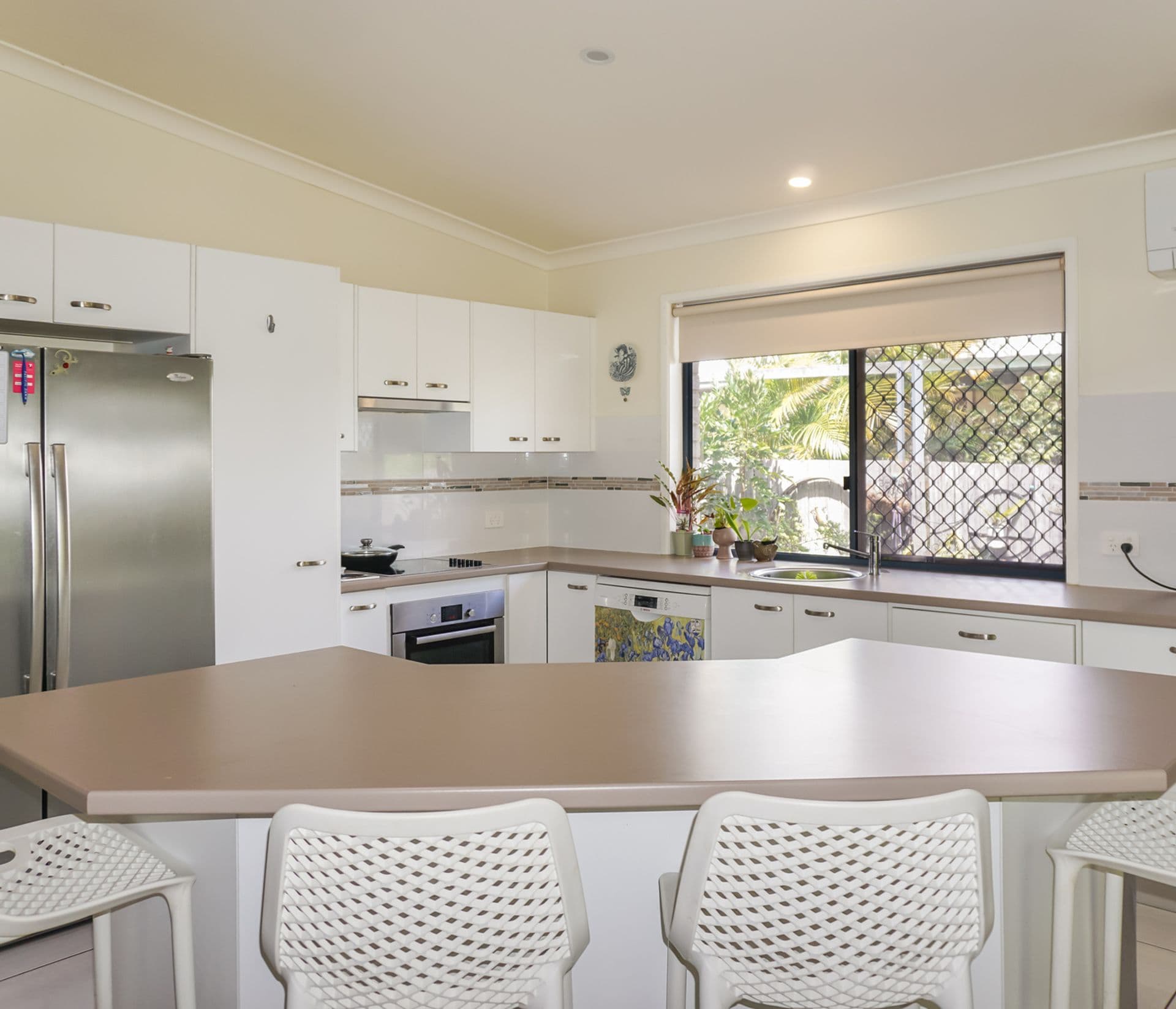 41 Golden Hind Avenue, Cooloola Cove, QLD, 4580, Cooloola Cove - Thumbnail 2