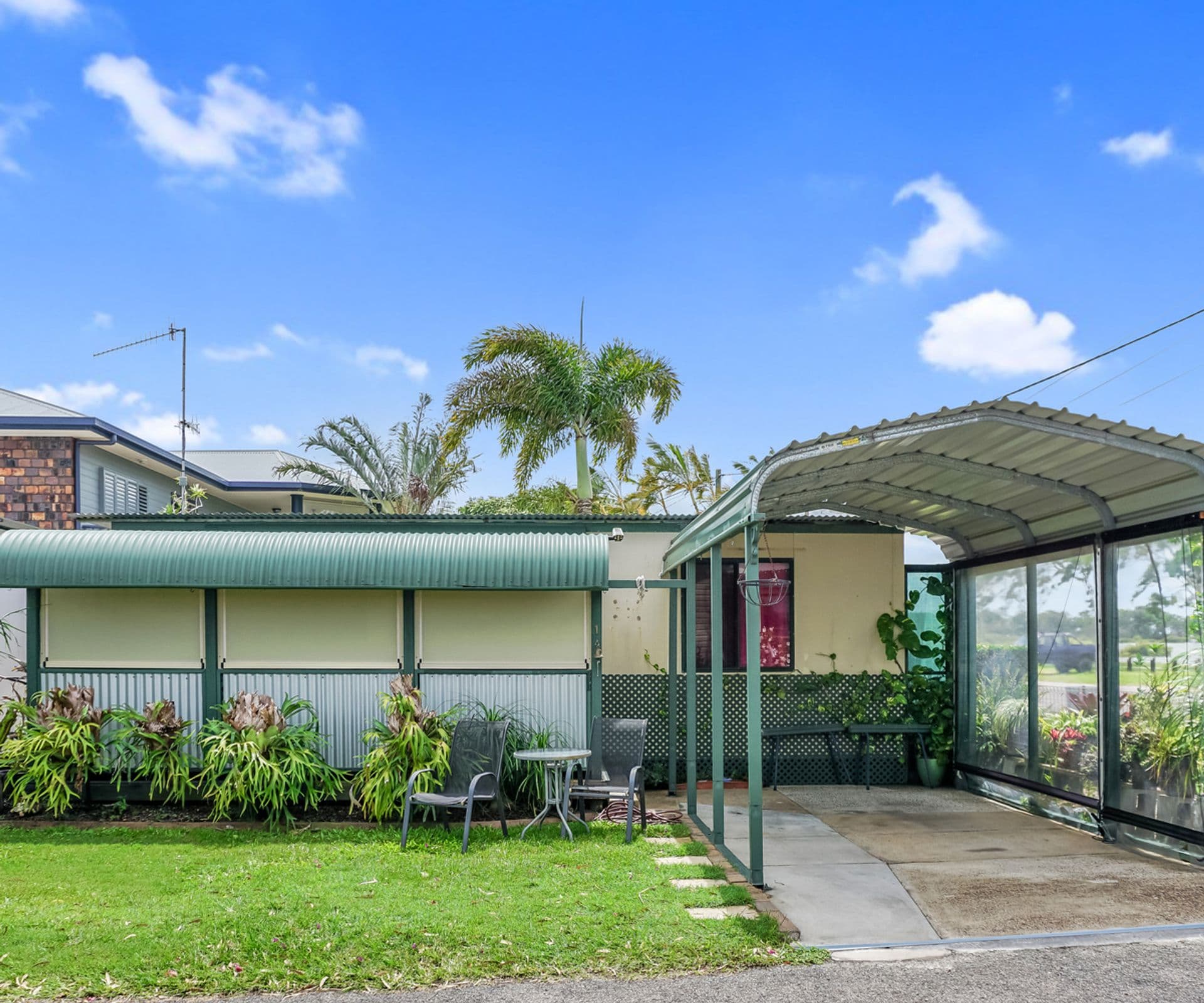 1/32 Esplanade, Tin Can Bay, QLD, 4580, Tin Can Bay - Thumbnail 2