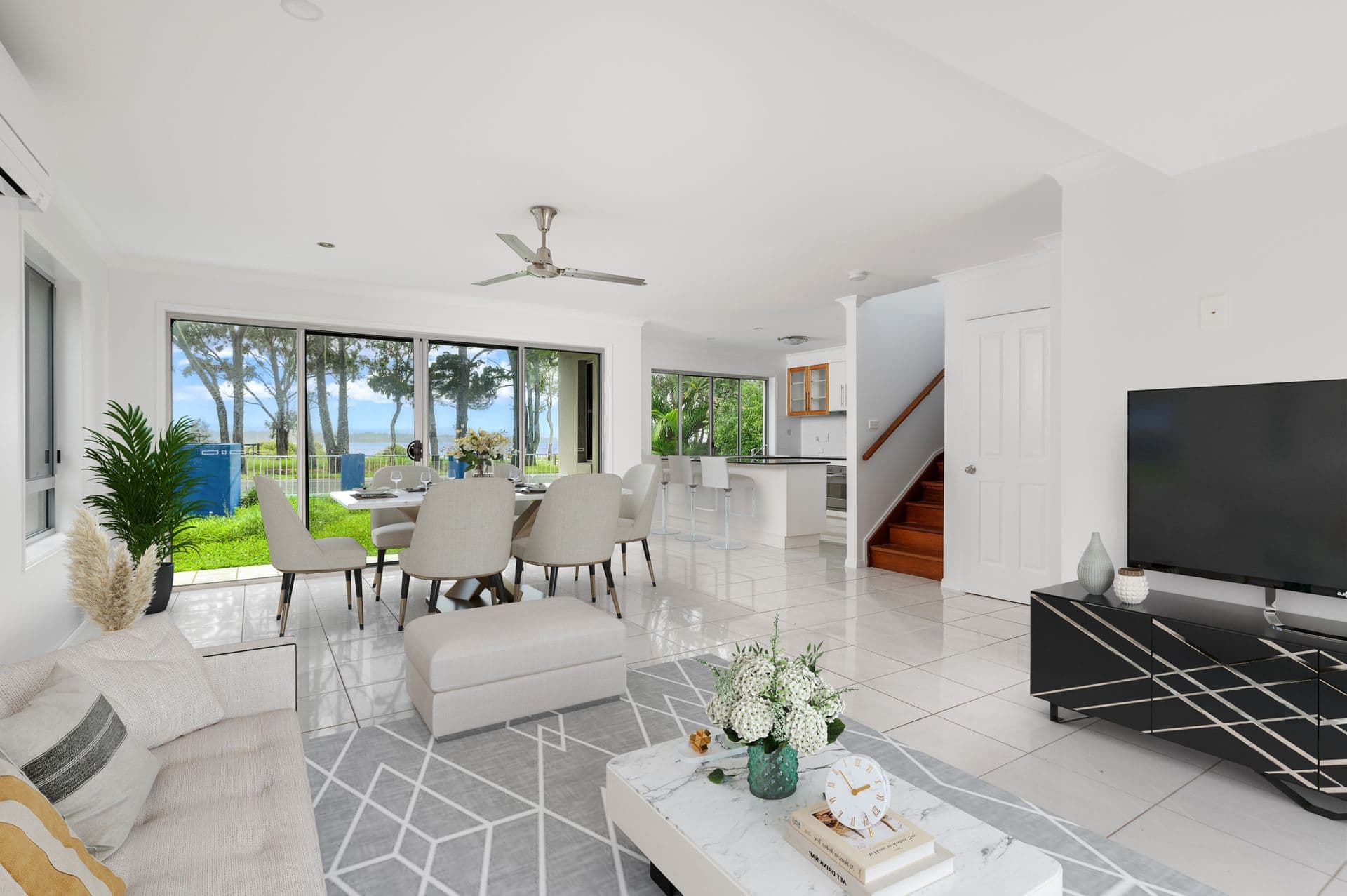 1/26 Esplanade, Tin Can Bay, QLD, 4580, Tin Can Bay - Thumbnail 2
