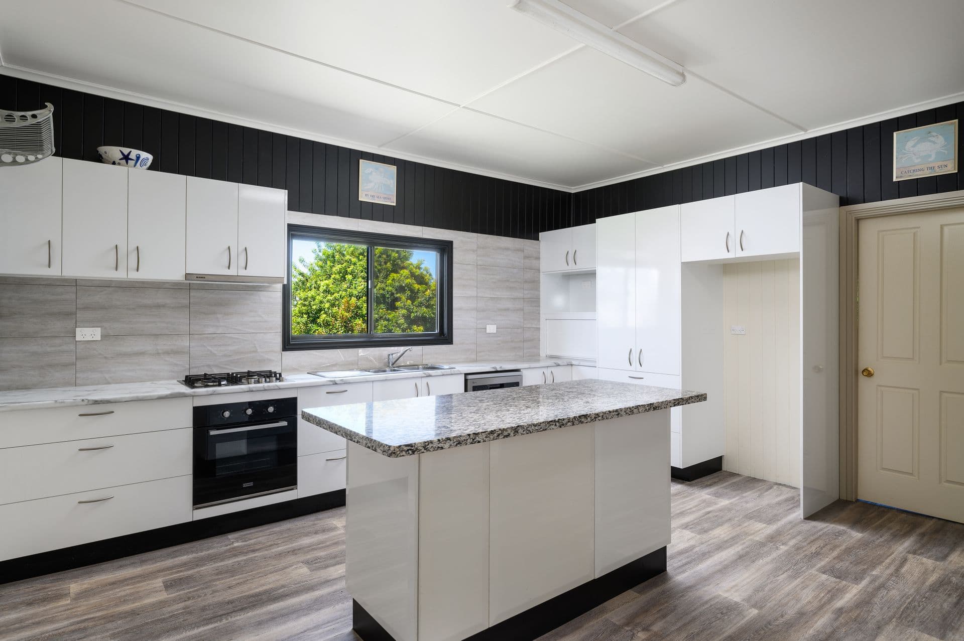 1 King Street, Tin Can Bay, QLD, 4580, Tin Can Bay - Thumbnail 3