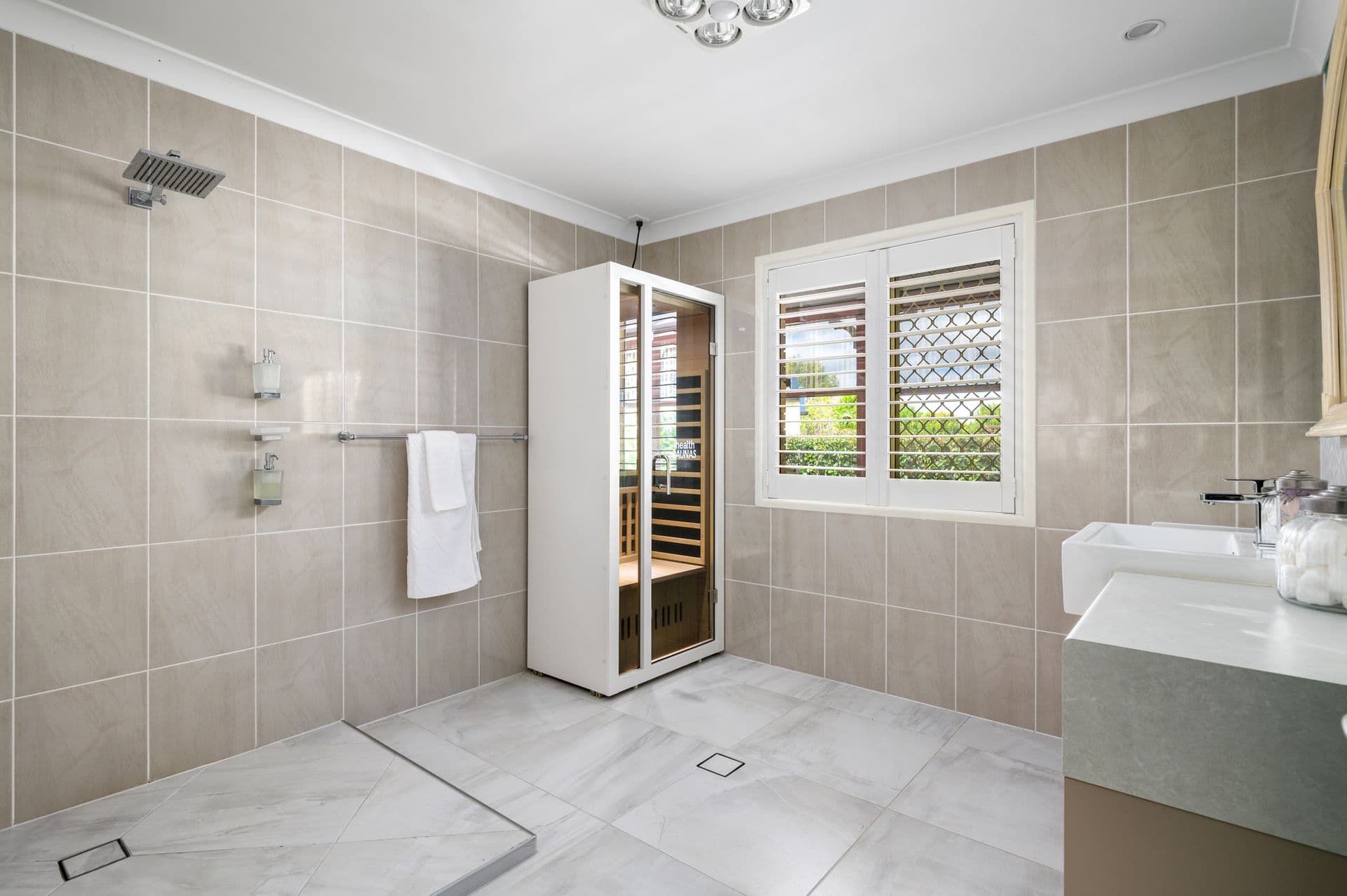 11 Bonito Court, Tin Can Bay, QLD, 4580, Tin Can Bay - Thumbnail 3