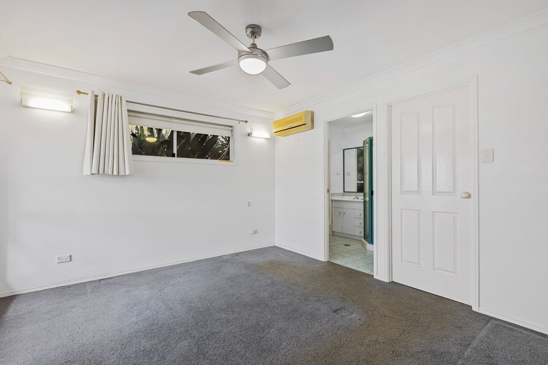 2 Acacia Crescent, Tin Can Bay, QLD, 4580, Tin Can Bay - Thumbnail 7