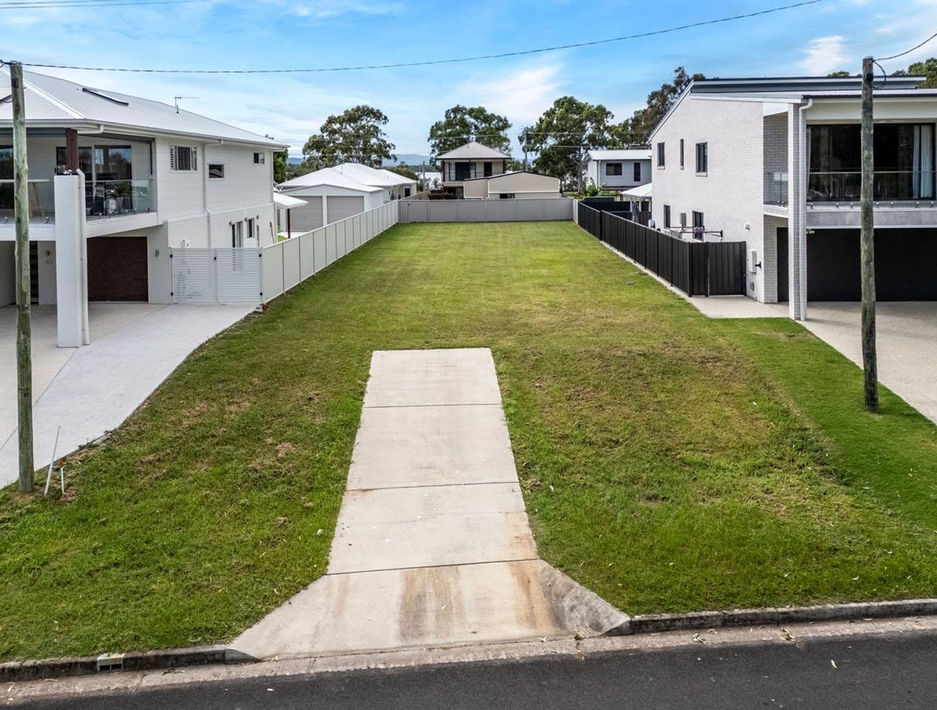 27 Emperor Street, Tin Can Bay, QLD, 4580, Tin Can Bay - Thumbnail 4