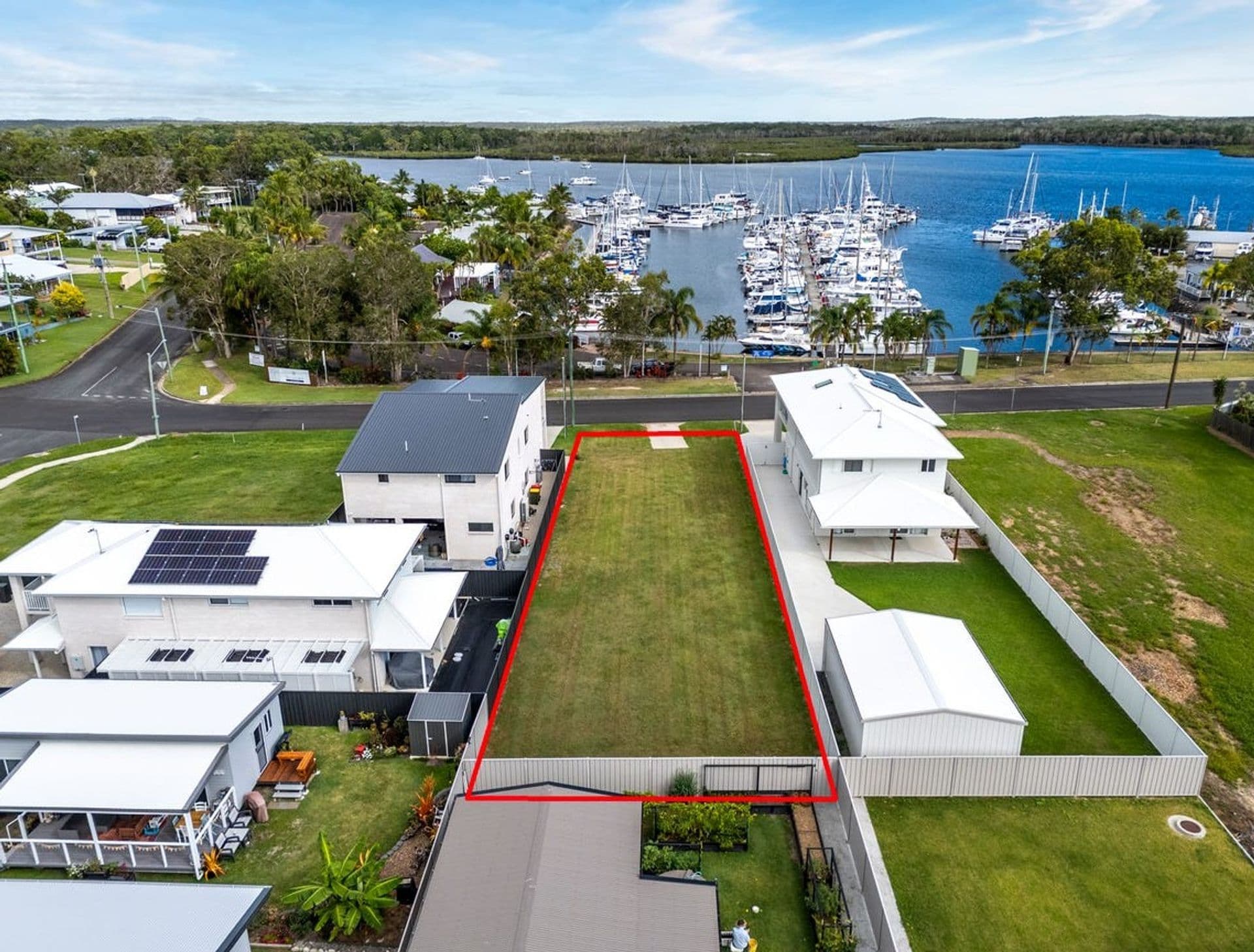 27 Emperor Street, Tin Can Bay, QLD, 4580, Tin Can Bay - Thumbnail 3