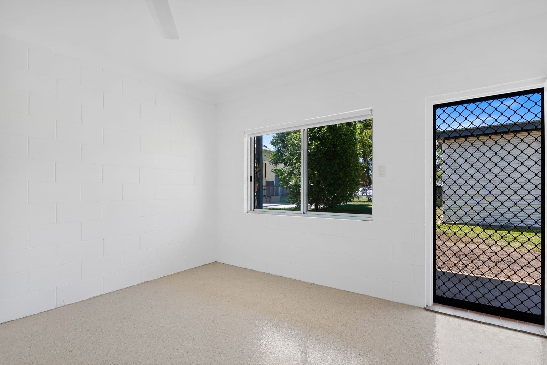 1/152 Toolara Road, Tin Can Bay, QLD, 4580, Tin Can Bay - Thumbnail 2