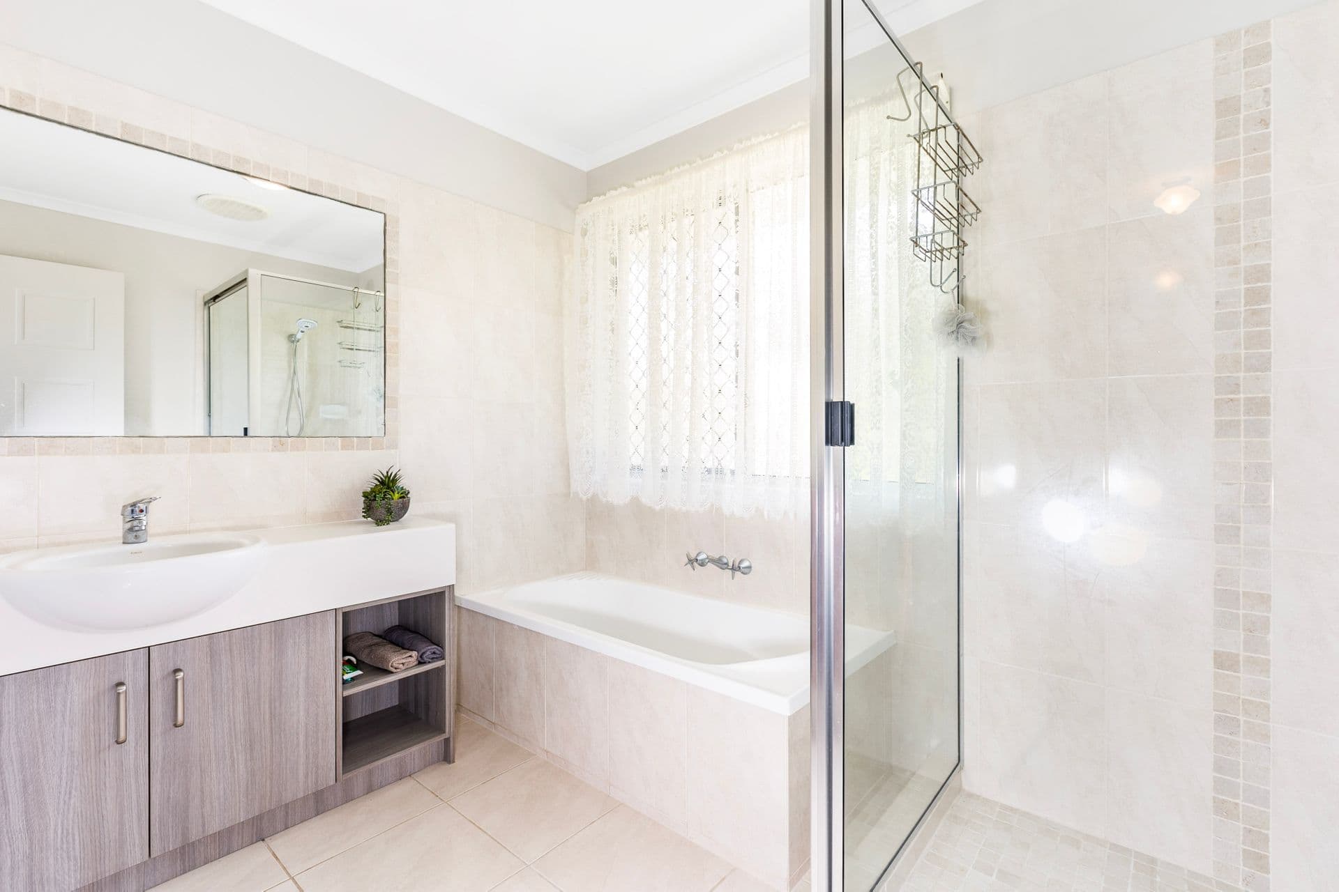 8 Callistemon Crescent, Tin Can Bay, QLD, 4580, Tin Can Bay - Thumbnail 4