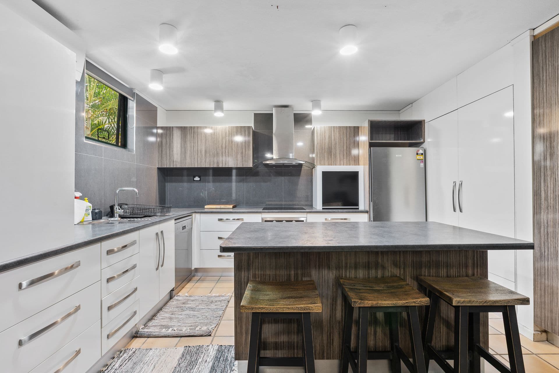 1/9 Rainbow Shores Drive, Rainbow Beach, QLD, 4581, Rainbow Beach - Thumbnail 4