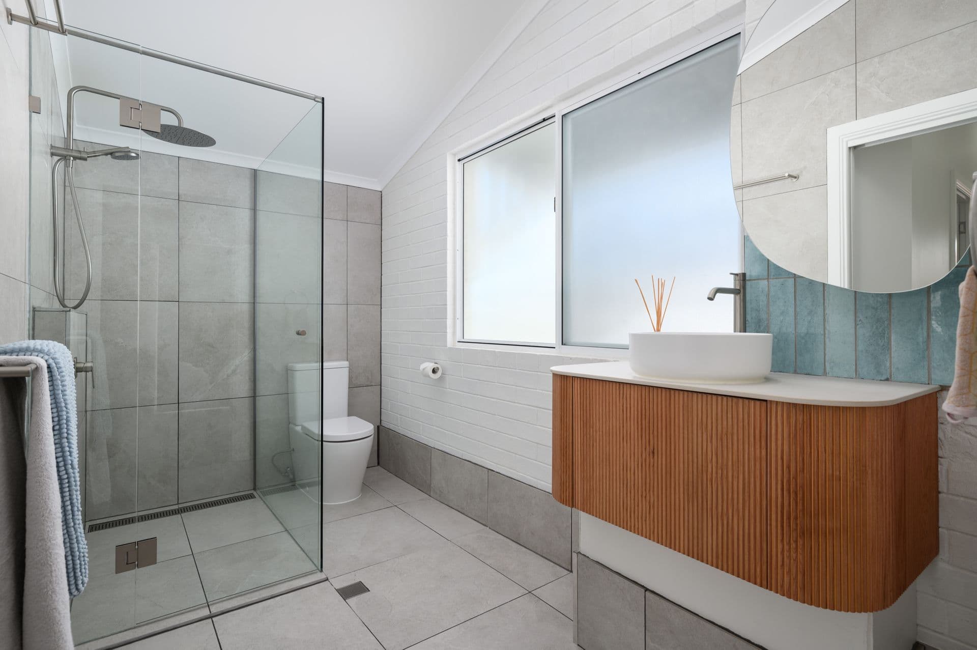 42 Esplanade, Tin Can Bay, QLD, 4580, Tin Can Bay - Thumbnail 4