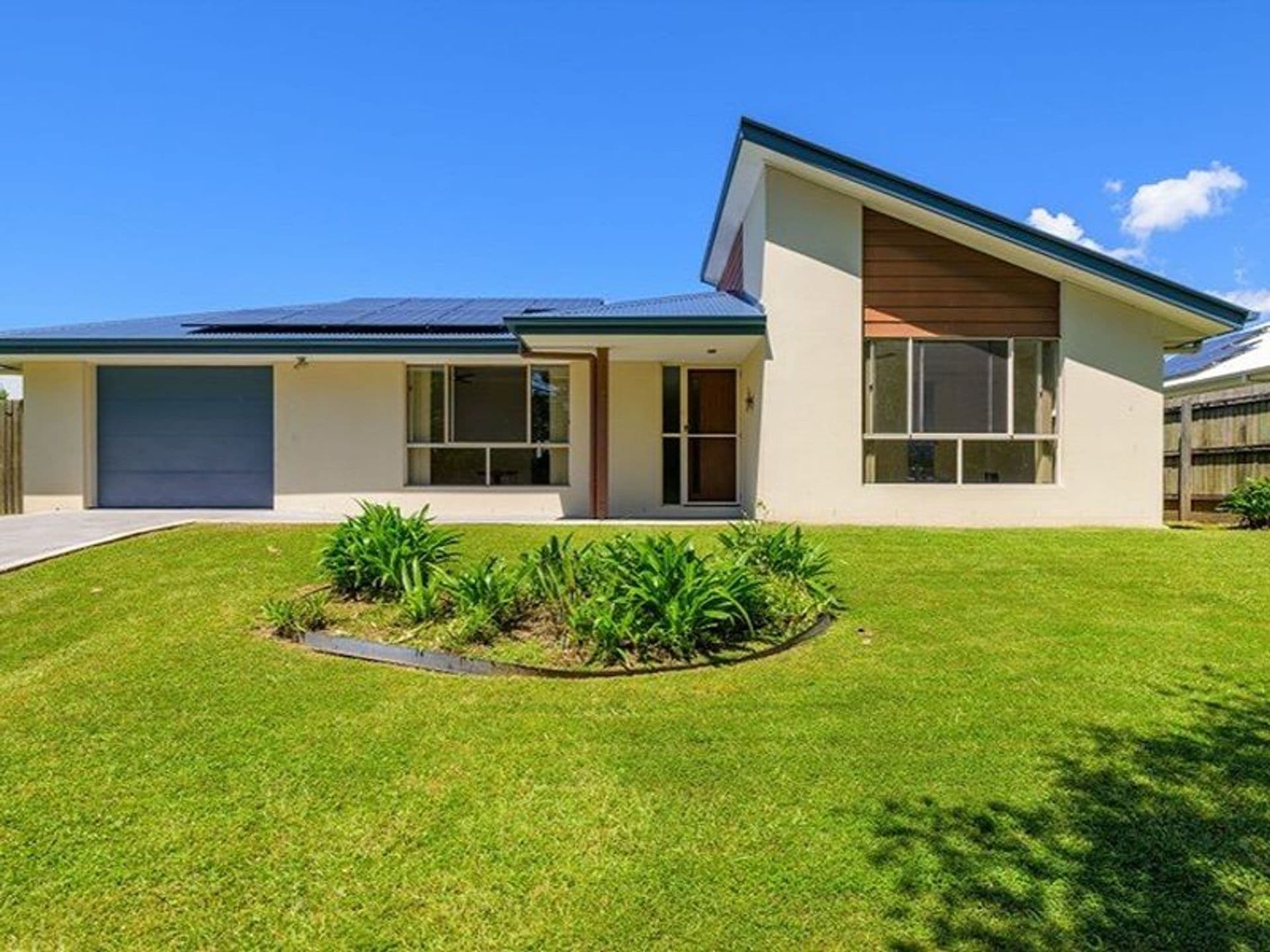 14 Creekside Esplanade, Cooloola Cove, QLD, 4580, Cooloola Cove - Image 1