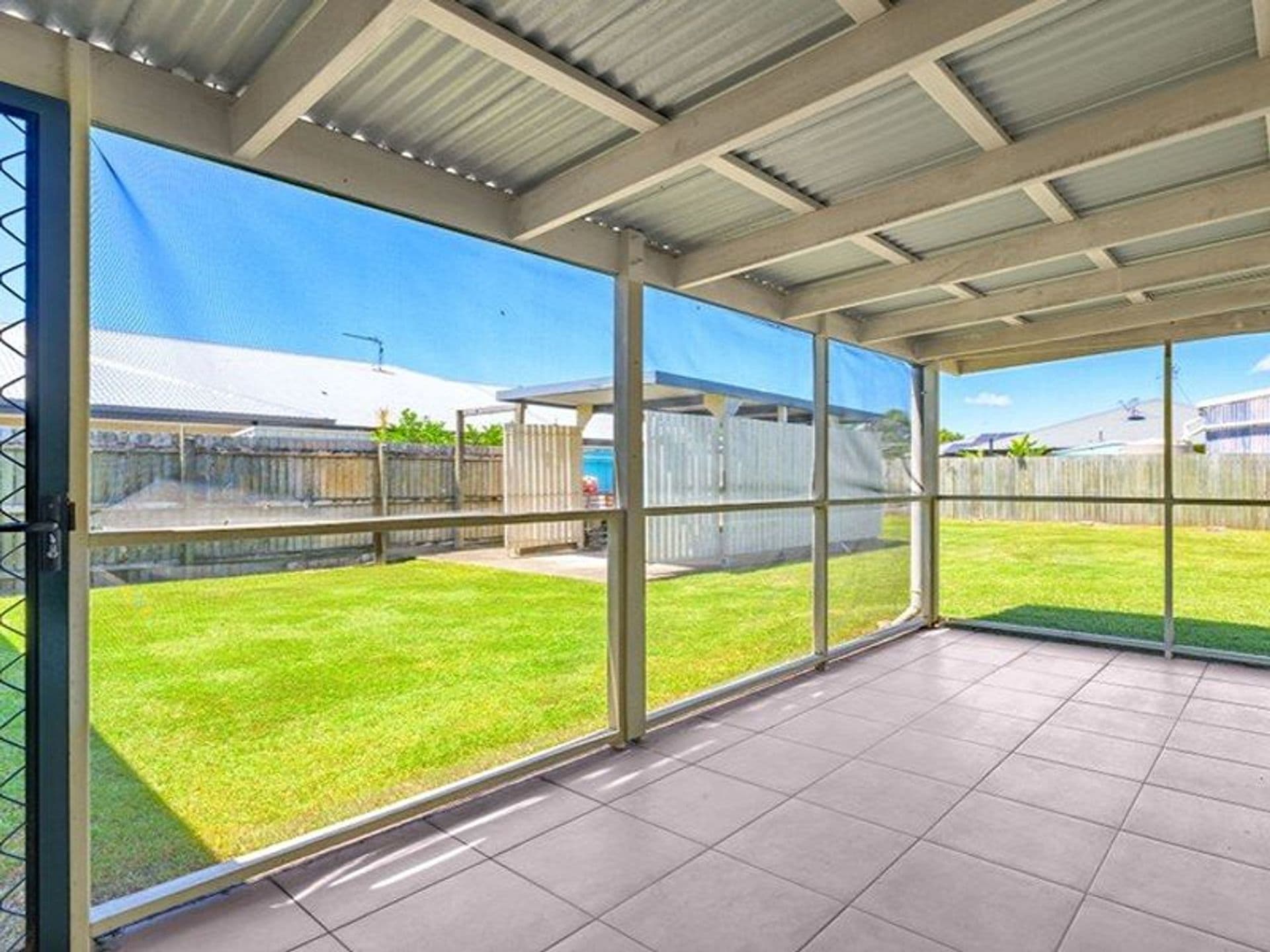 14 Creekside Esplanade, Cooloola Cove, QLD, 4580, Cooloola Cove - Thumbnail 5