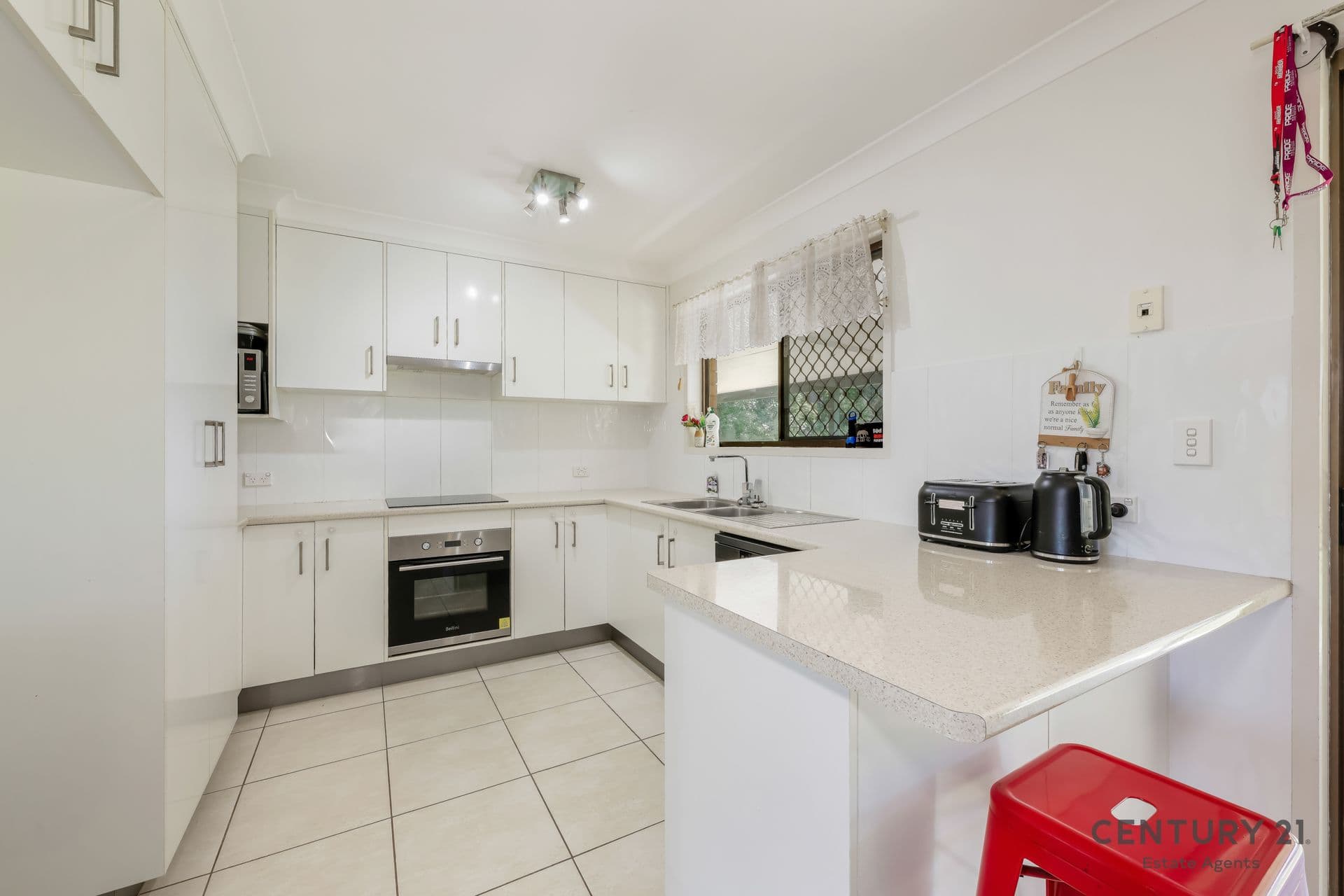 2/14 Heidke St, Bundaberg, QLD, 4670, Gooburrum - Thumbnail 2