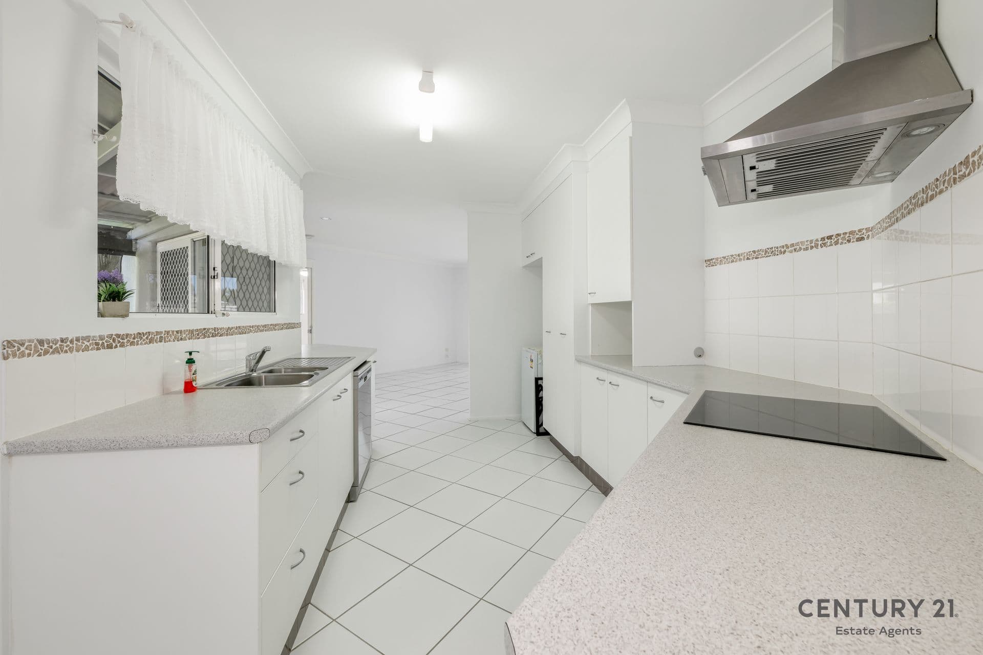 2/14 Heidke St, Bundaberg, QLD, 4670, Avoca - Thumbnail 7