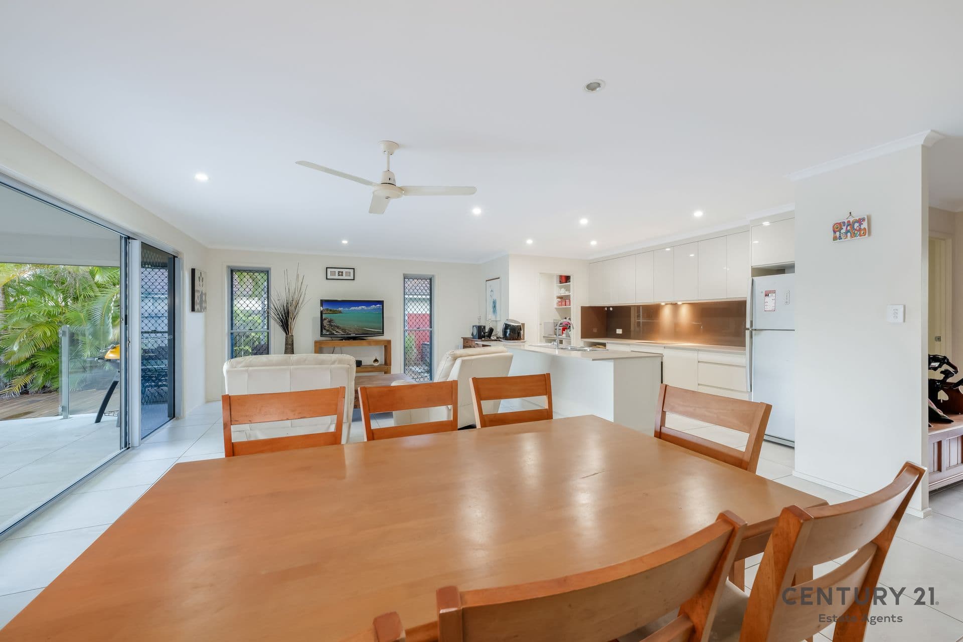 2/14 Heidke St, Bundaberg, QLD, 4670, Bargara - Thumbnail 7