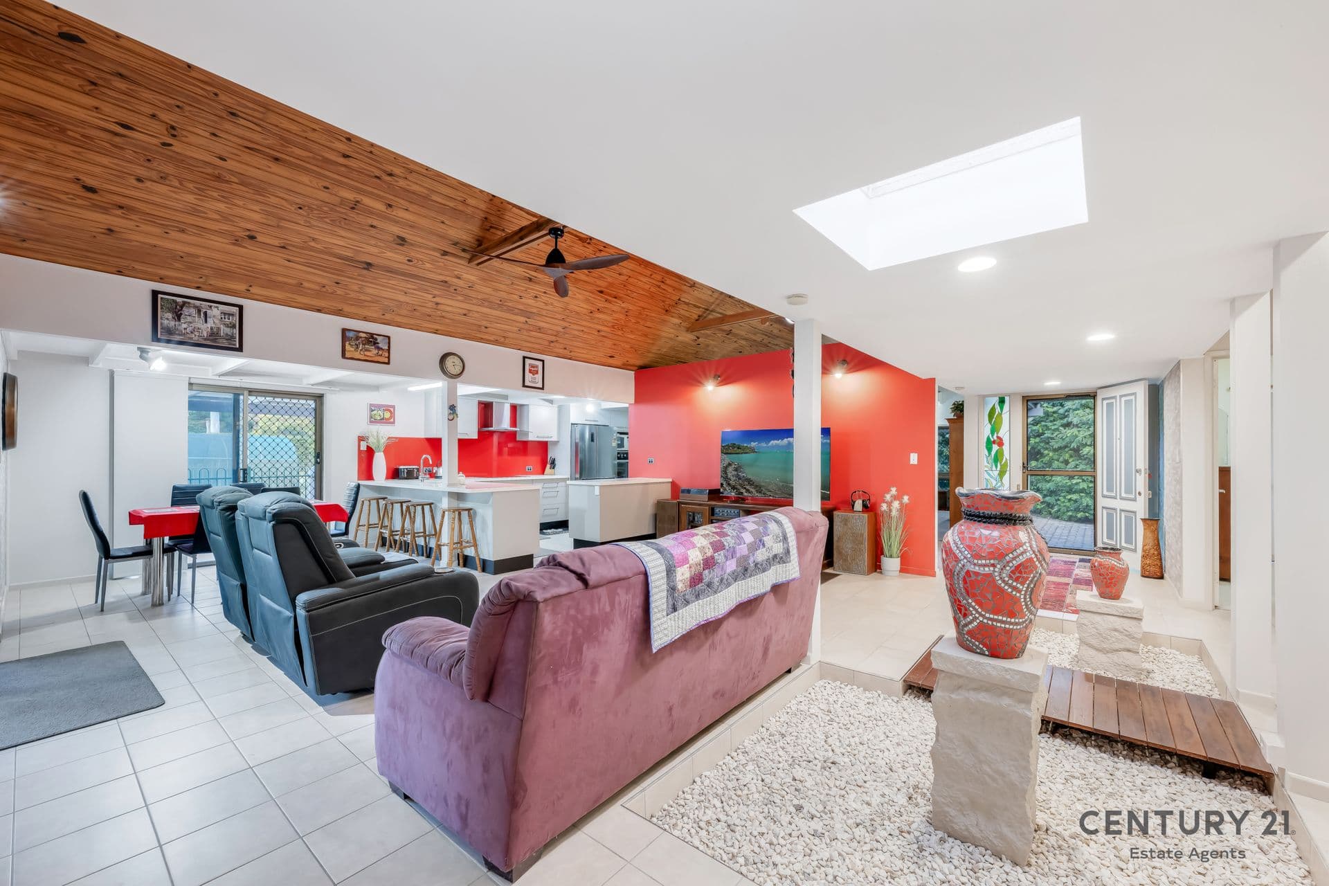 2/14 Heidke St, Bundaberg, QLD, 4670, Sharon - Thumbnail 4