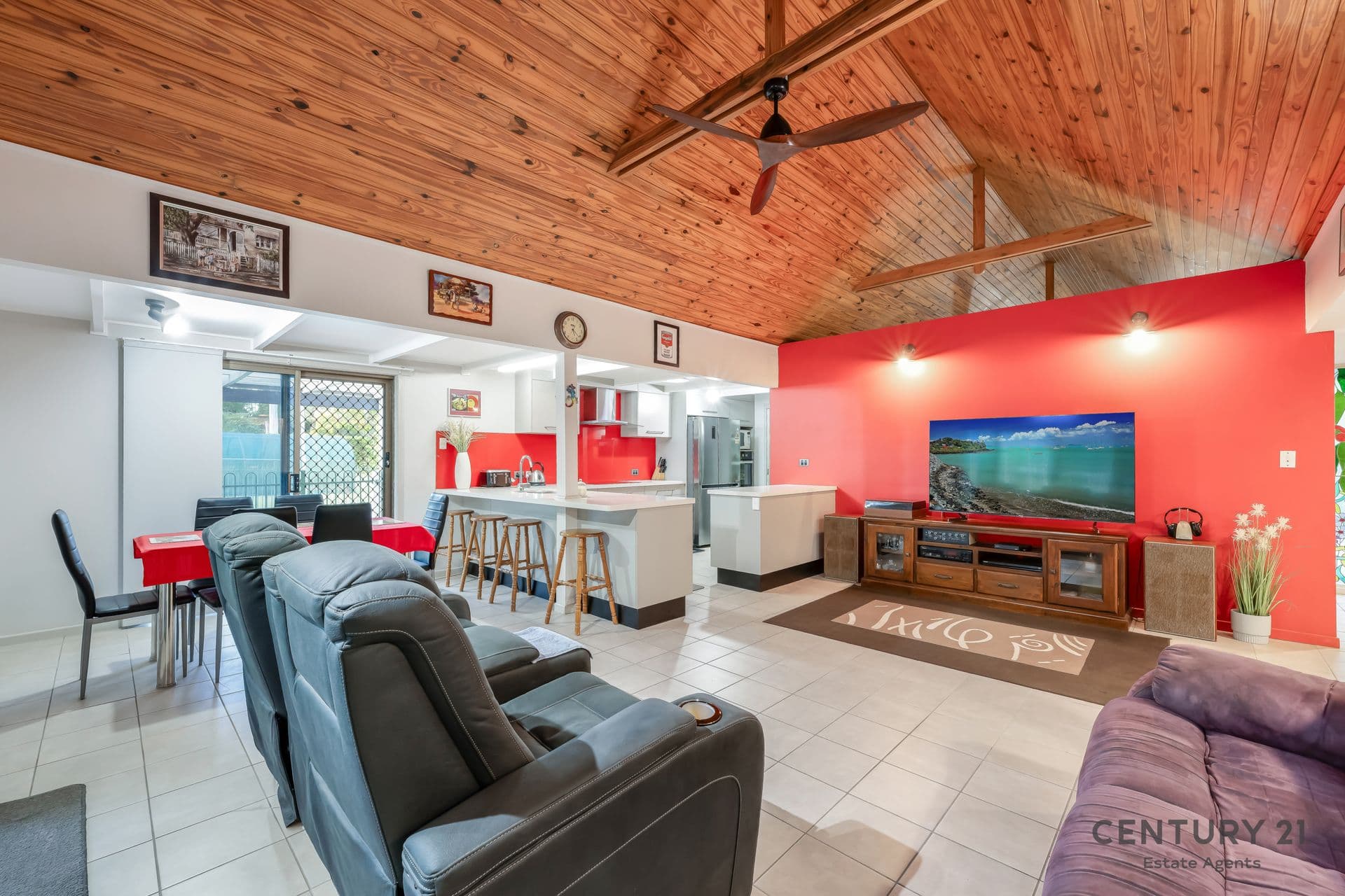2/14 Heidke St, Bundaberg, QLD, 4670, Sharon - Thumbnail 5
