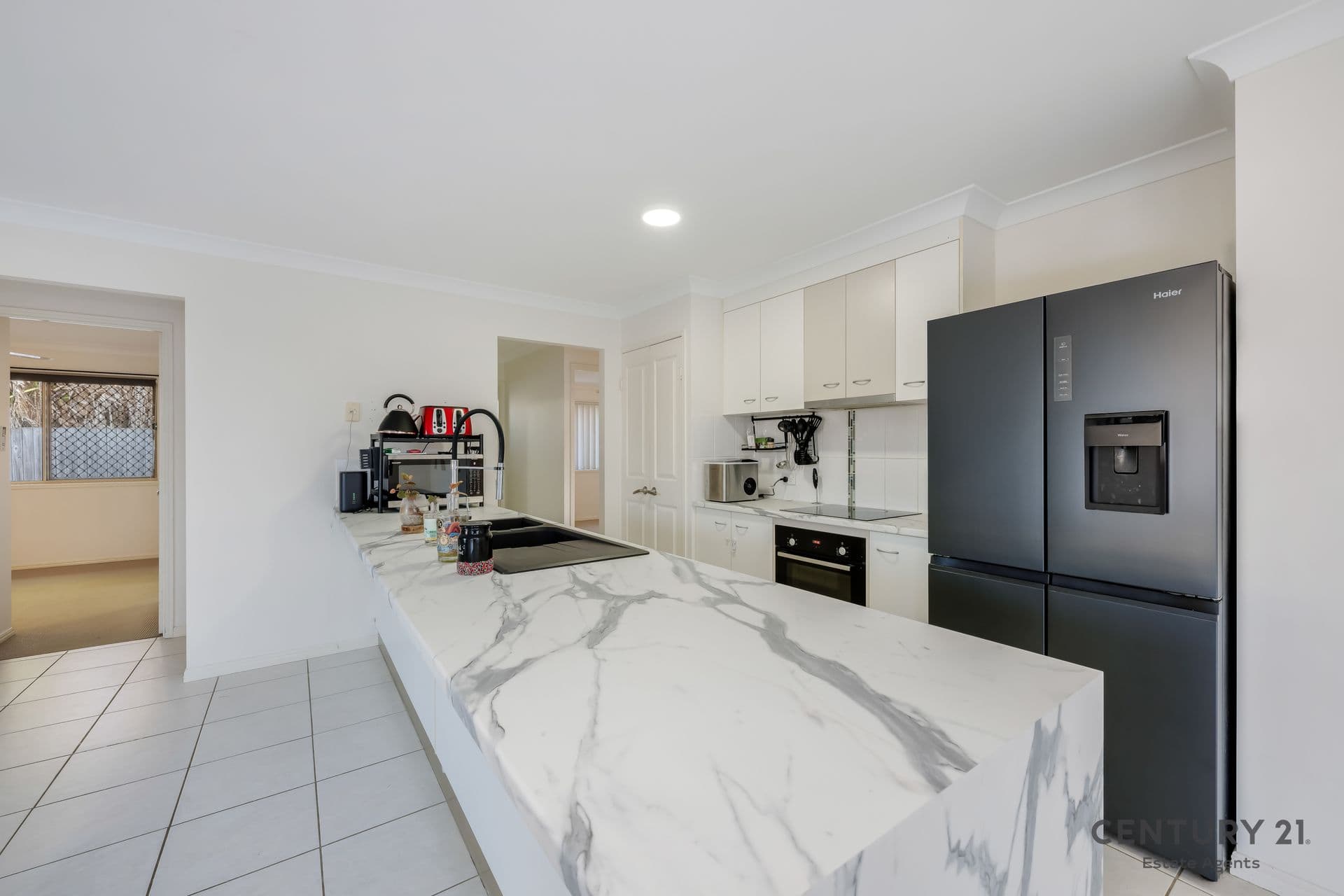 2/14 Heidke St, Bundaberg, QLD, 4670, Bargara - Thumbnail 4