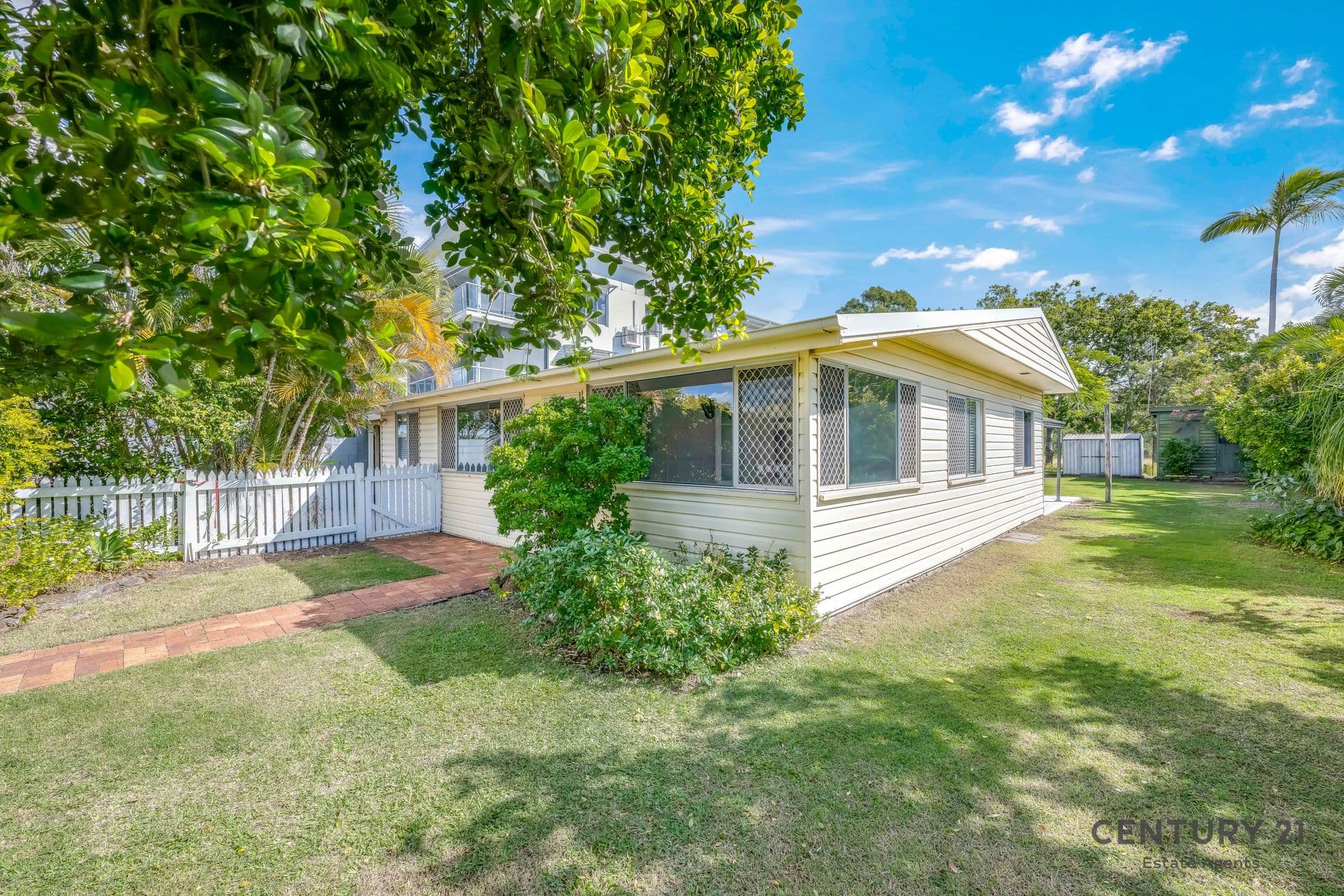 4 McDougall Street, Bargara, QLD, 4670, Bargara - Thumbnail 6