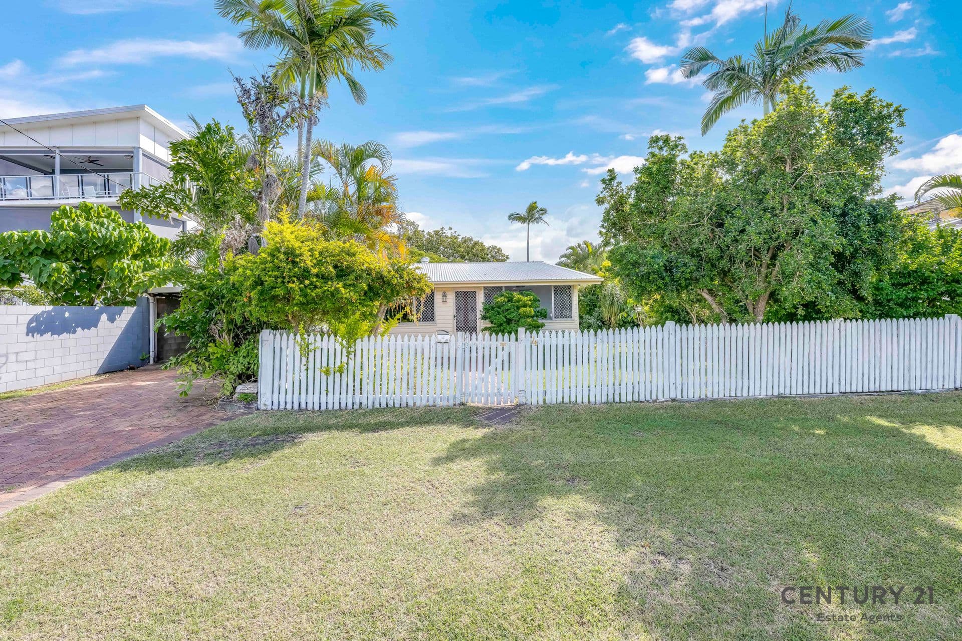 4 McDougall Street, Bargara, QLD, 4670, Bargara - Thumbnail 7