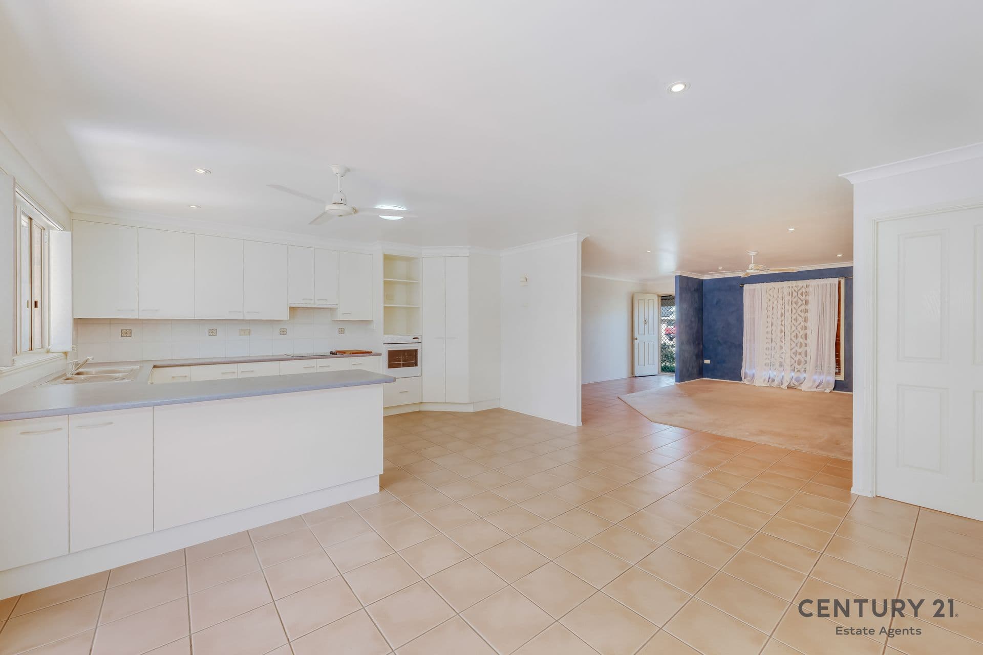 2/14 Heidke St, Bundaberg, QLD, 4670, Bundaberg East - Thumbnail 6