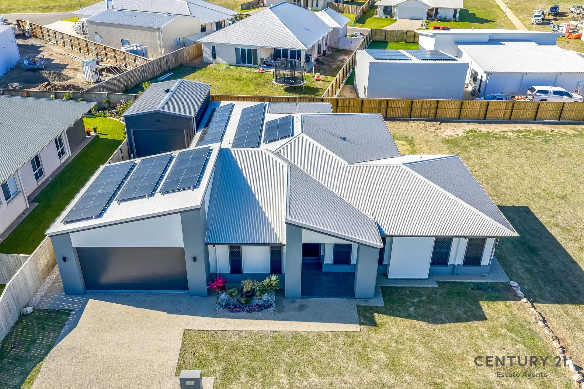 2/14 Heidke St, Bundaberg, QLD, 4670, Innes Park - Image 1