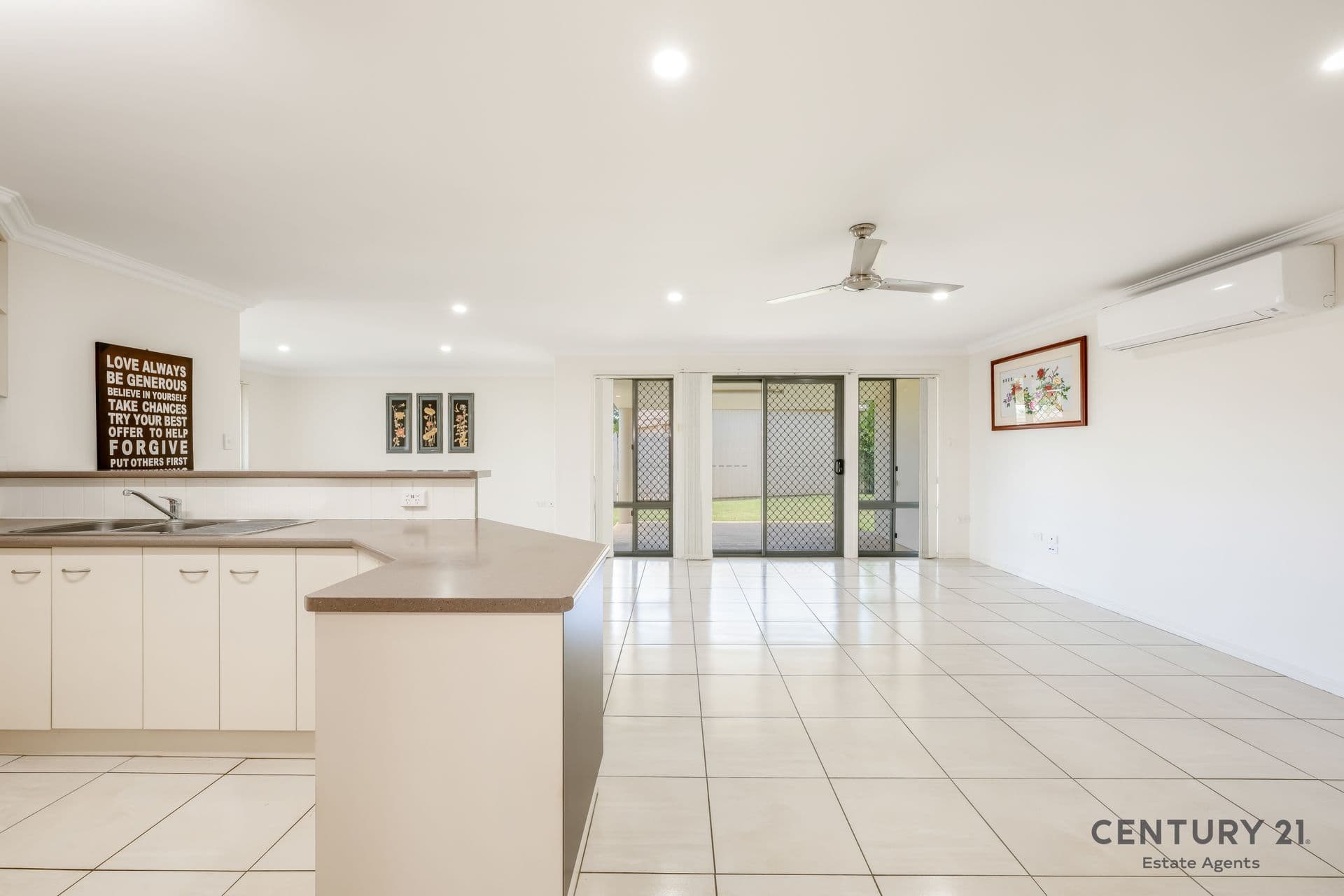 2/14 Heidke St, Bundaberg, QLD, 4670, Kepnock - Thumbnail 4