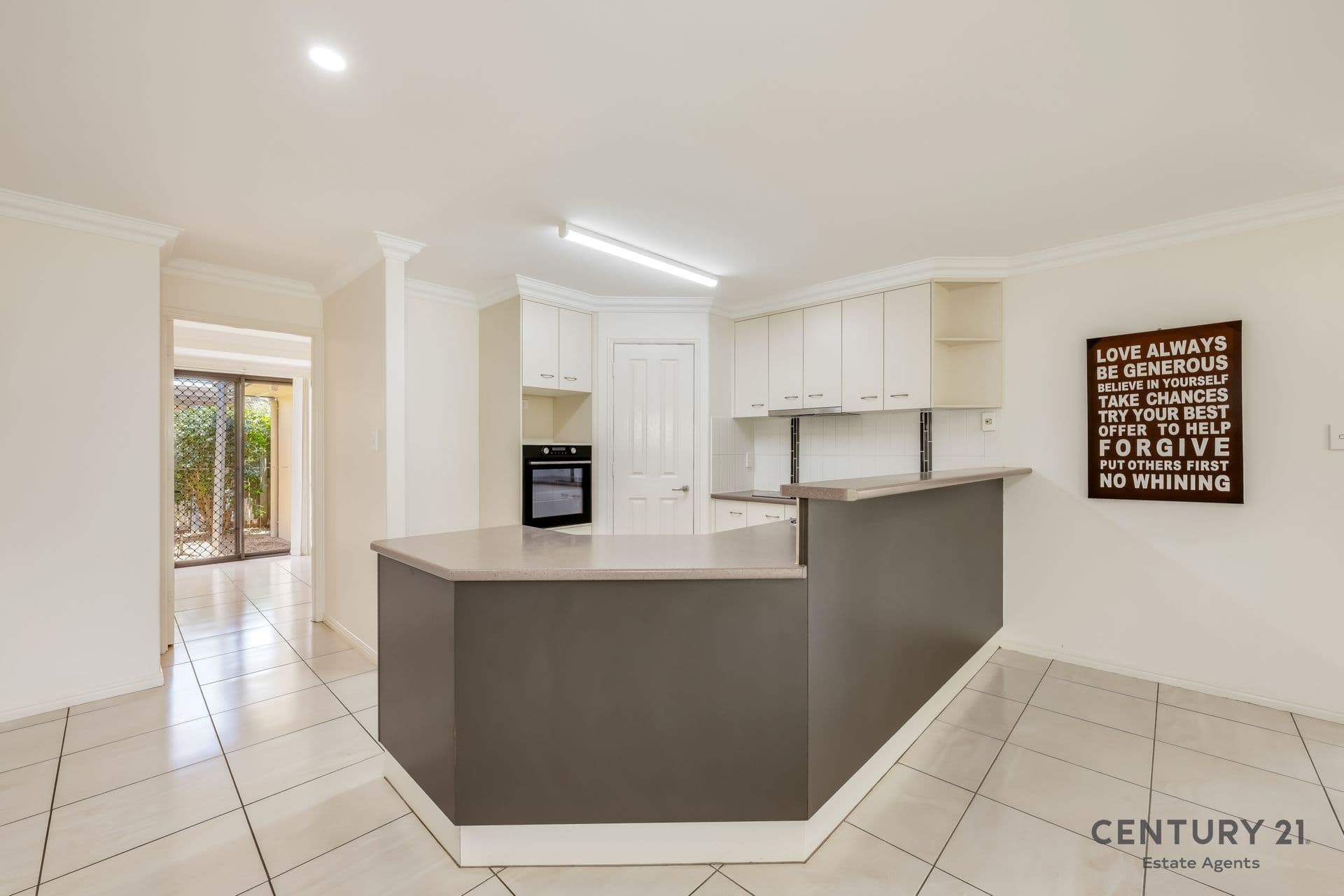 2/14 Heidke St, Bundaberg, QLD, 4670, Kepnock - Thumbnail 5