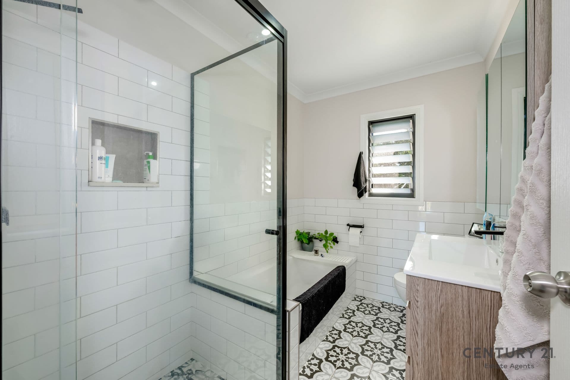 2/14 Heidke St, Bundaberg, QLD, 4670, Millbank - Thumbnail 8