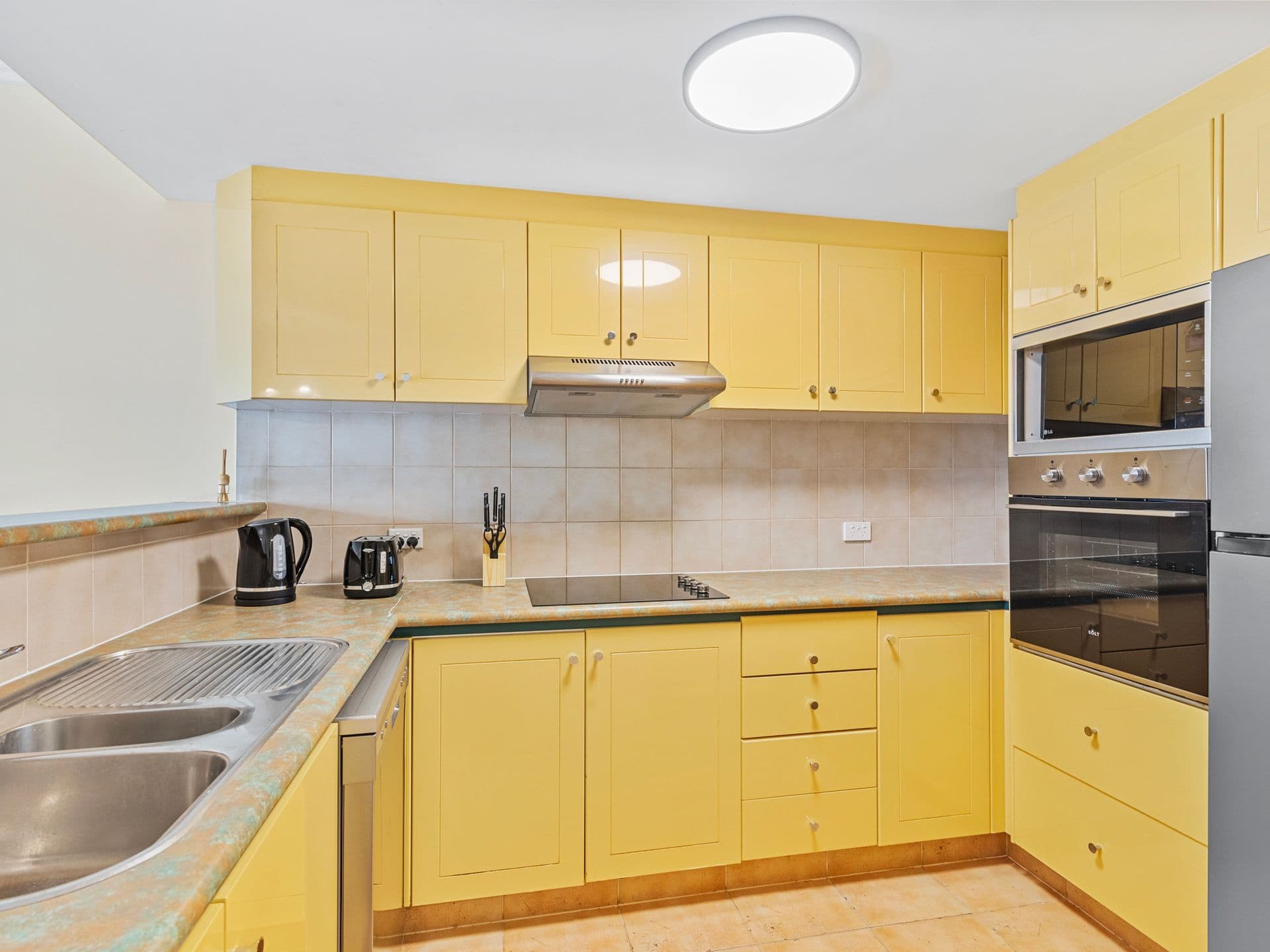 1107/5-19 Gold Coast Highway, Surfers Paradise, QLD, 4217, Surfers Paradise - Thumbnail 4