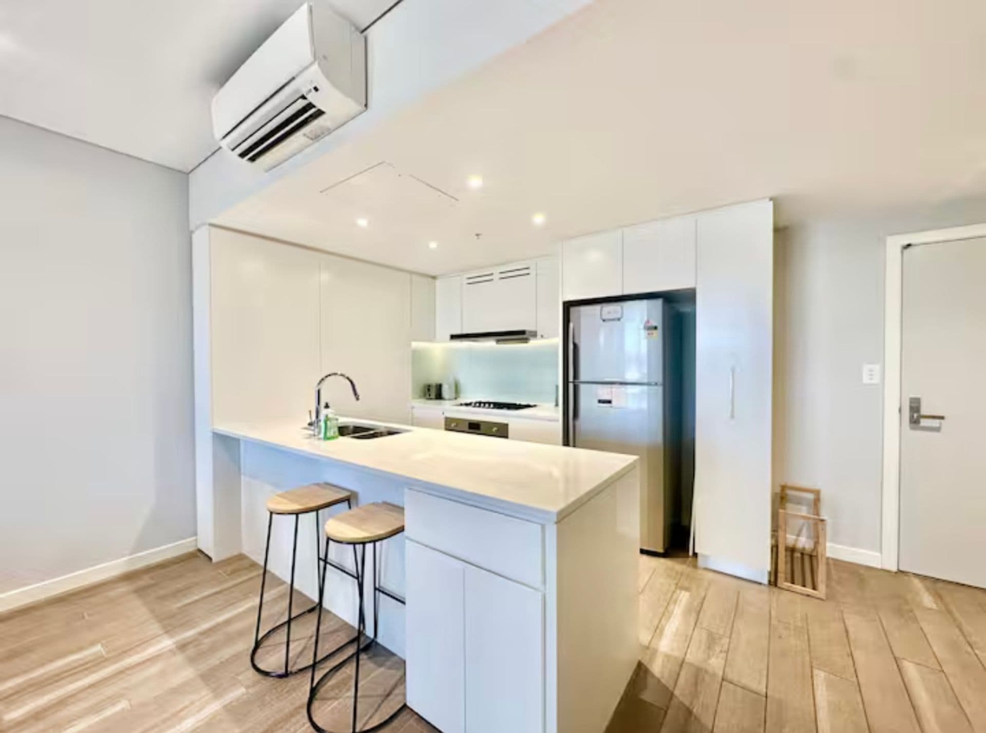 503/3 Foreshore Place, Wentworth Point, NSW, 2127, Wentworth Point - Thumbnail 4