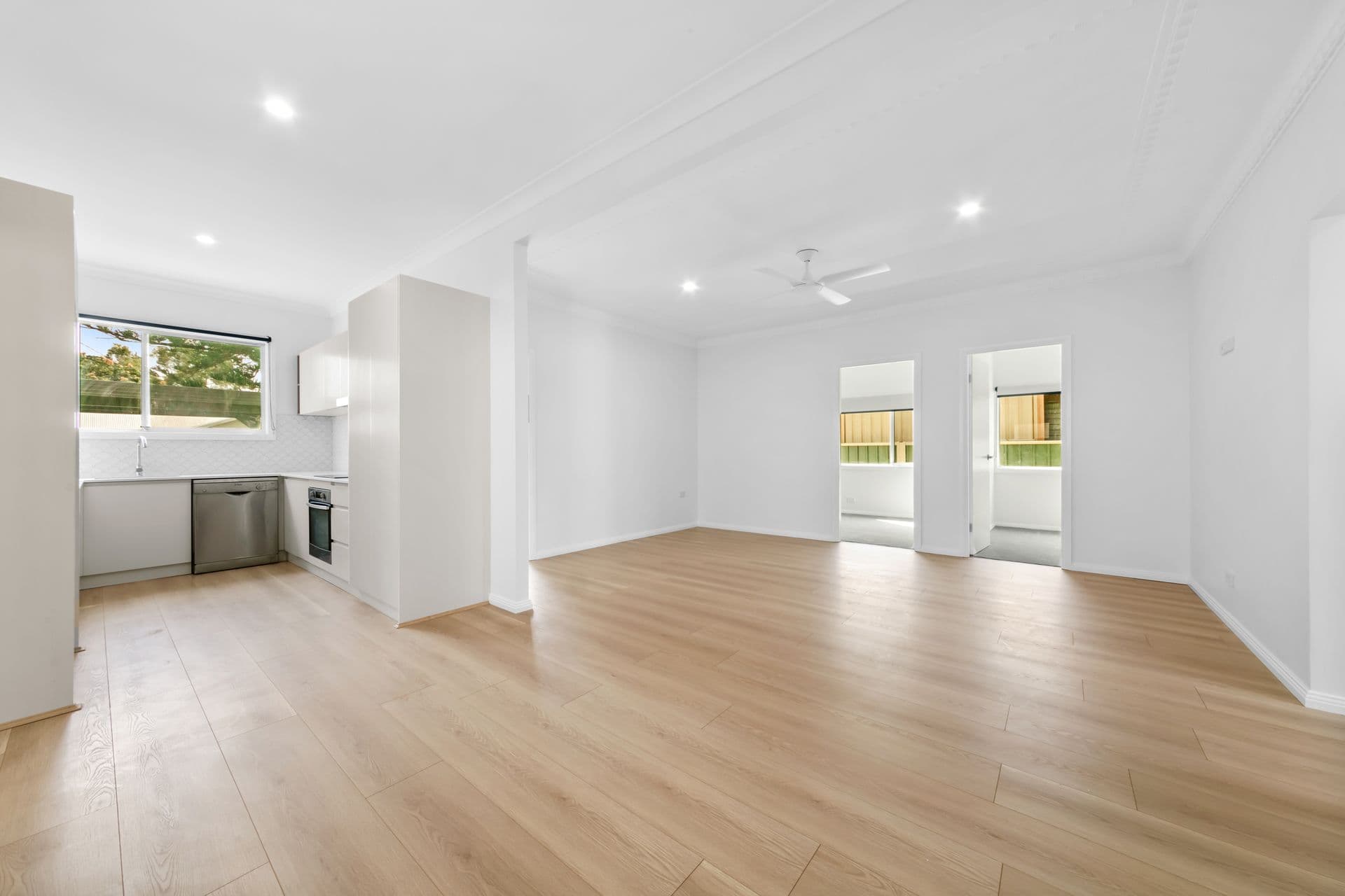 2/275 Ocean View Road Ettalong Beach, Ettalong Beach, NSW, 2257, Umina Beach - Thumbnail 2