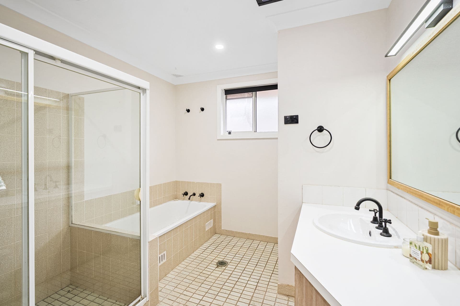 2/275 Ocean View Road Ettalong Beach, Ettalong Beach, NSW, 2257, Woy Woy - Thumbnail 7