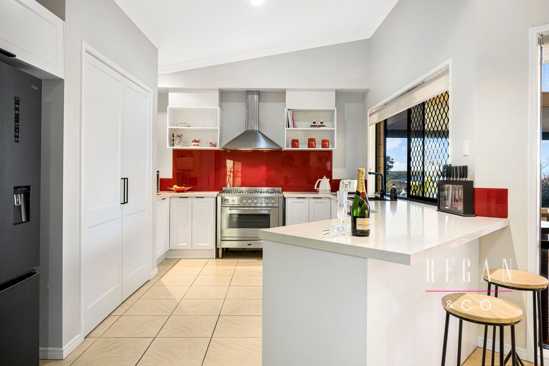 14 Barrine Place, Narangba, QLD, 4504, Narangba - Thumbnail 4